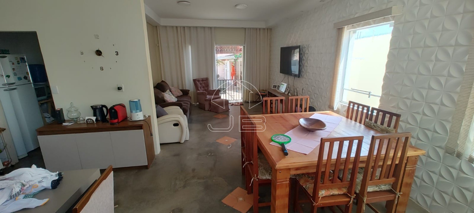 Imperdível! Casa à venda em Campinas-SP, Parque dos Pomares, 3 quartos, 1 suíte, 1 sala, 3 vagas, 164m². Aproveite!