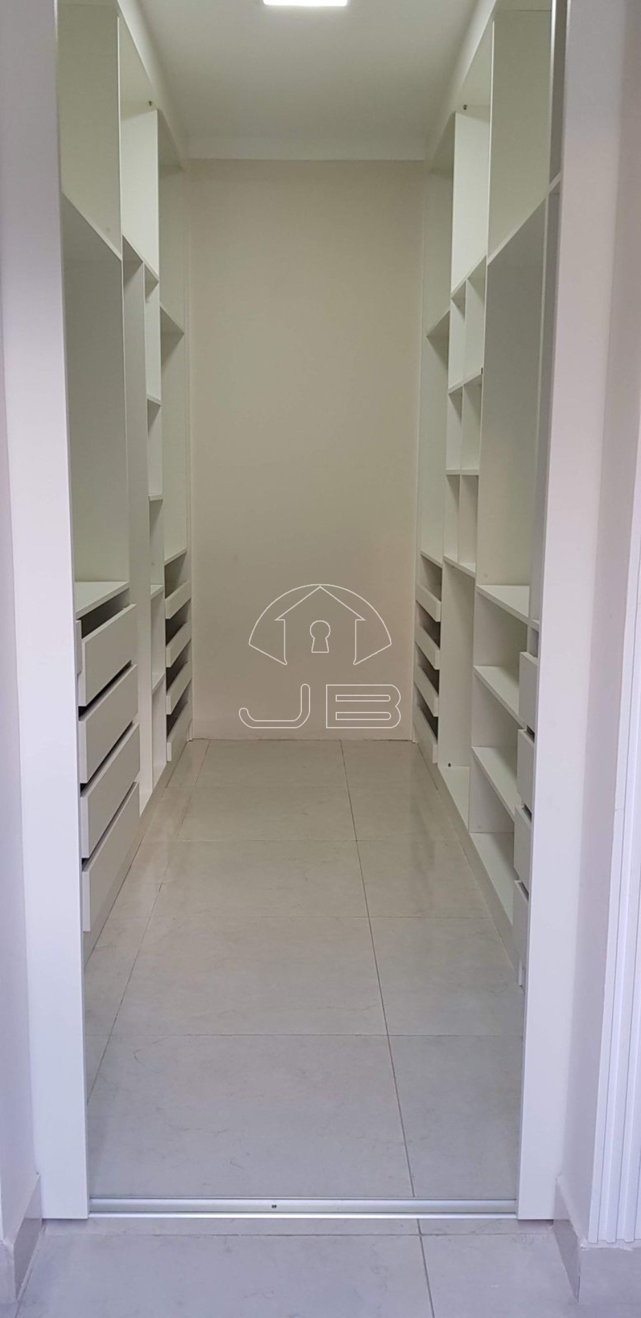 Imperdível! Casa à venda em Sumaré-SP, Jardim Dall'orto, 2 quartos, 1 suíte, 1 sala, 3 vagas de garagem, 175m².