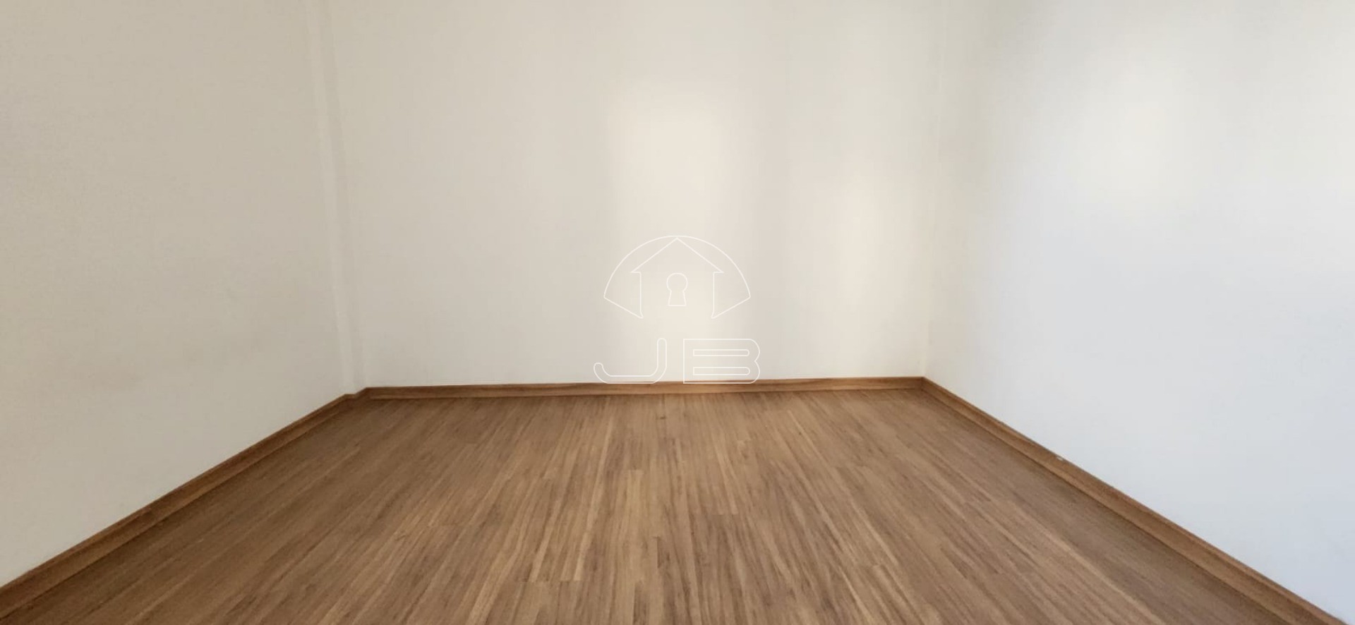 VENDE APARTAMENTO CENTRO CAMPINAS, SÃO PAULO.