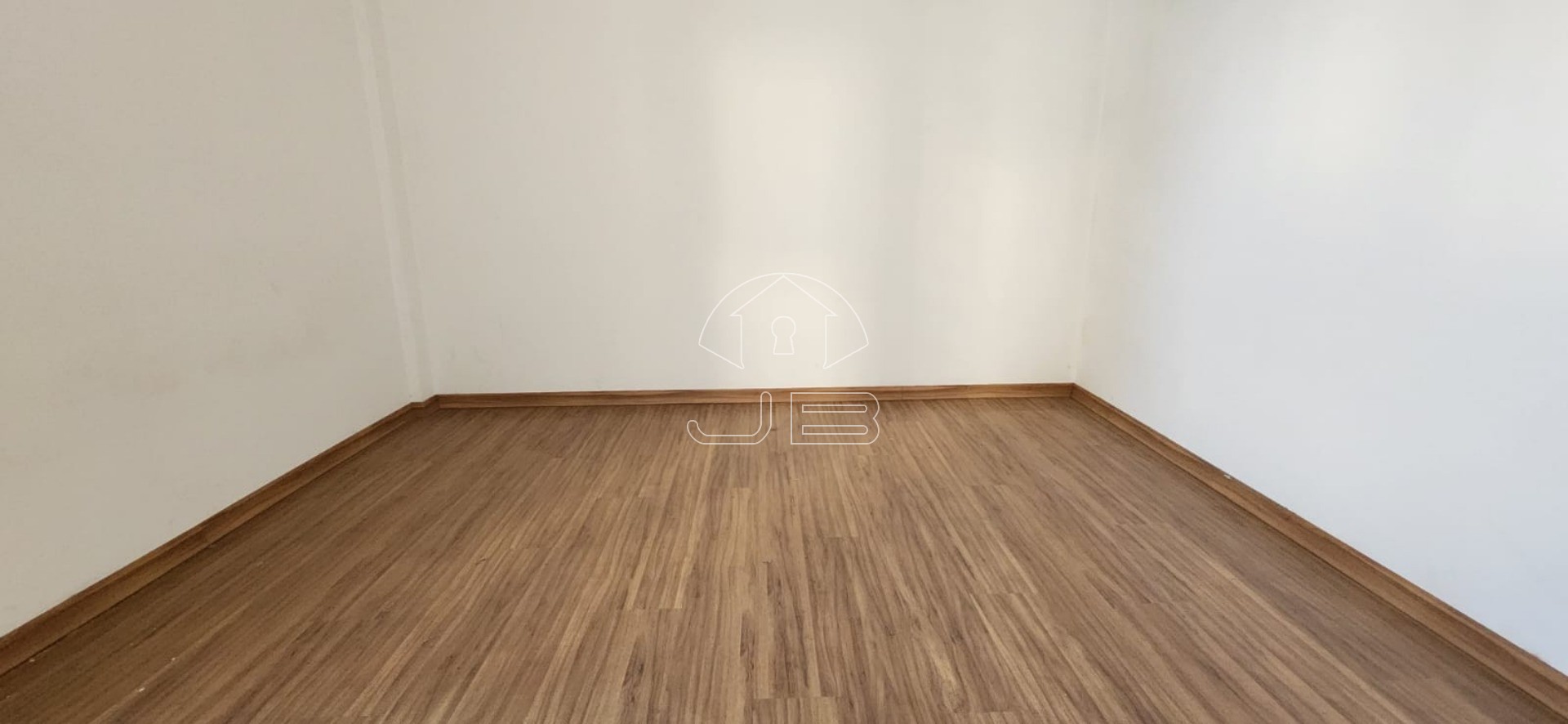 VENDE APARTAMENTO CENTRO CAMPINAS, SÃO PAULO.