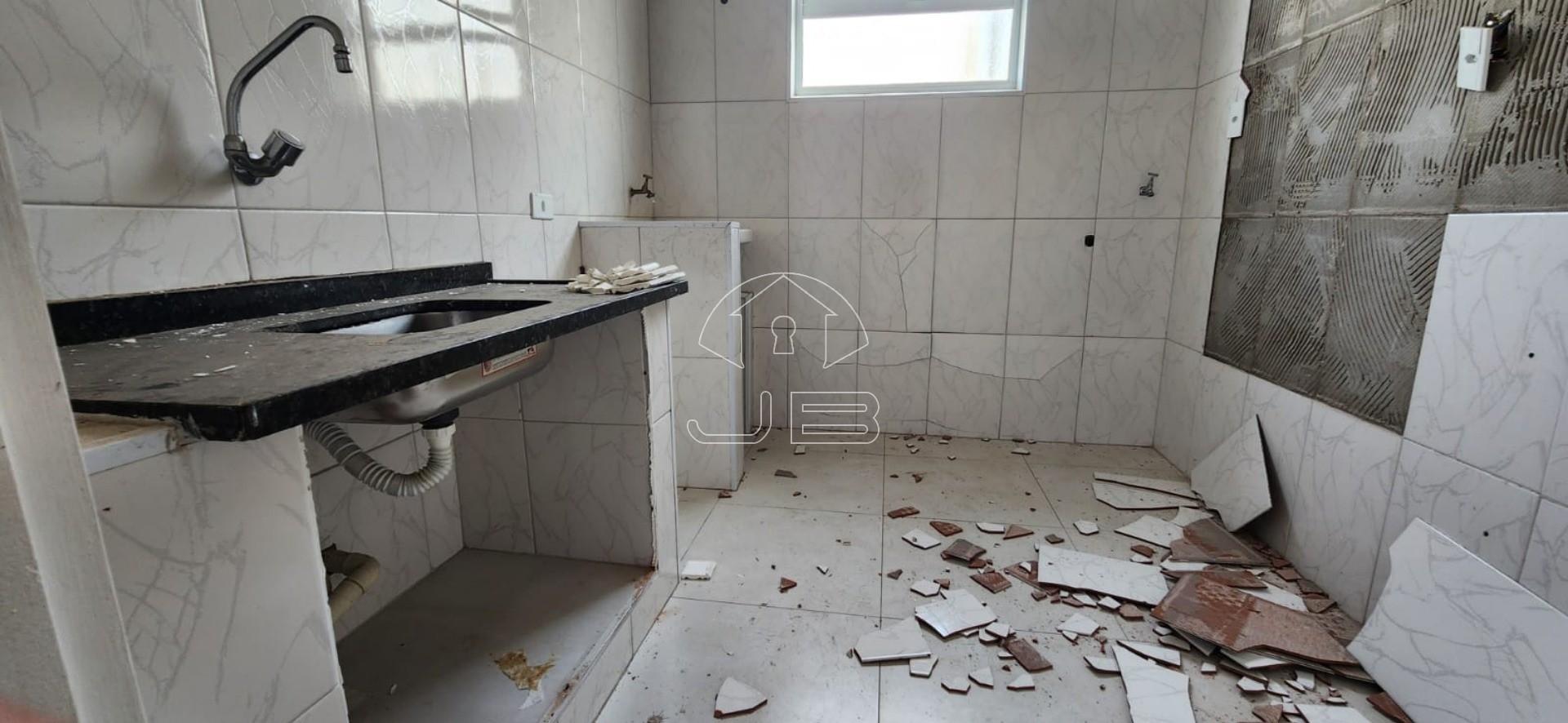 VENDE APARTAMENTO CENTRO CAMPINAS, SÃO PAULO.