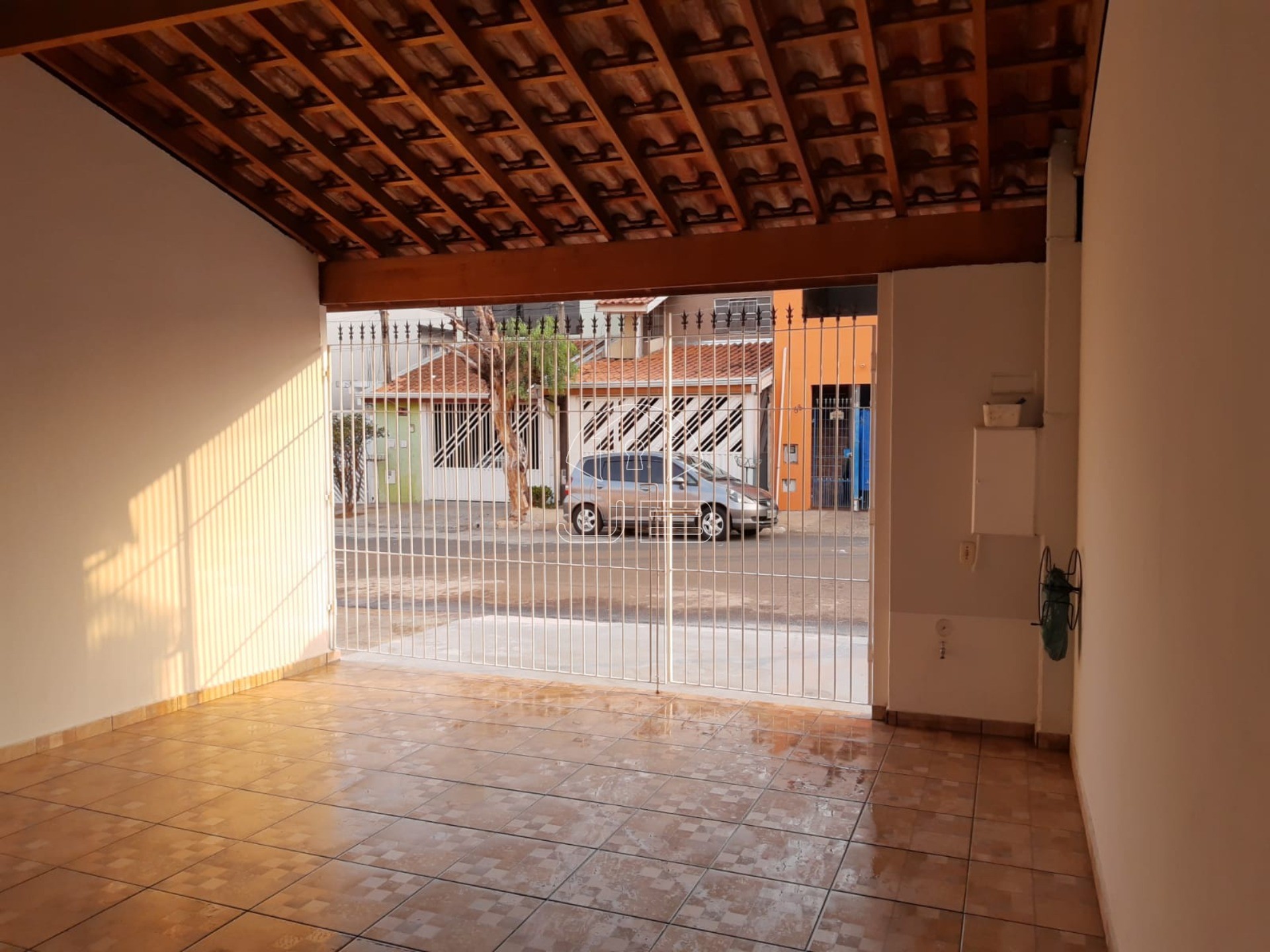 Imperdível Casa à Venda em Sumaré-SP, Jardim Recanto dos Sonhos: 2 Quartos, 88m², 2 Vagas de Garagem!