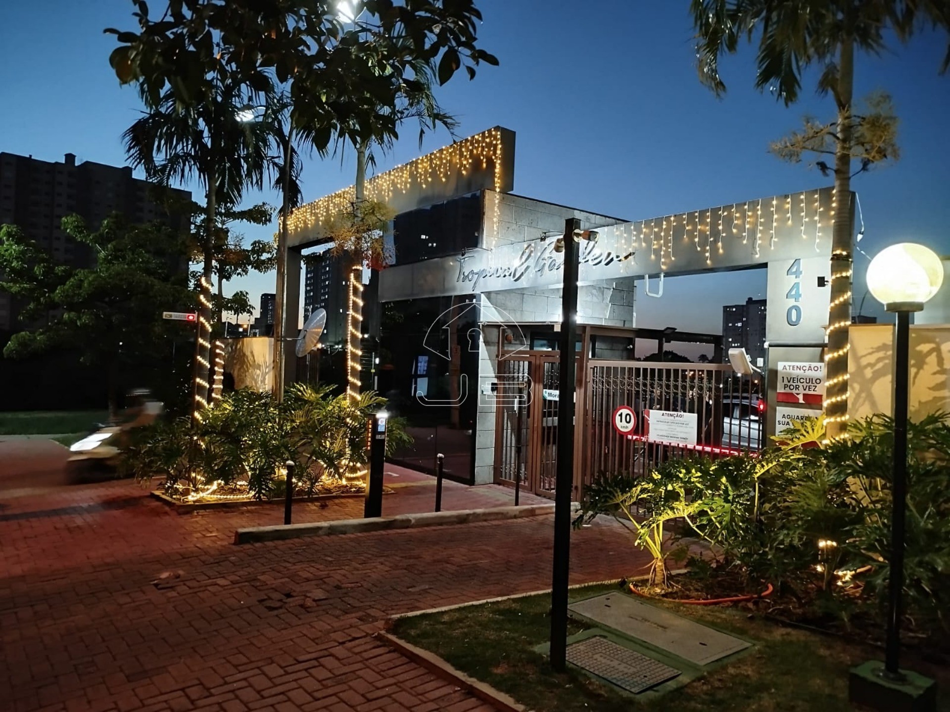 Apartamento a venda, Residencial Tropical Garden, bairro Fundação da Casa Popular Cidade Campinas, SP.