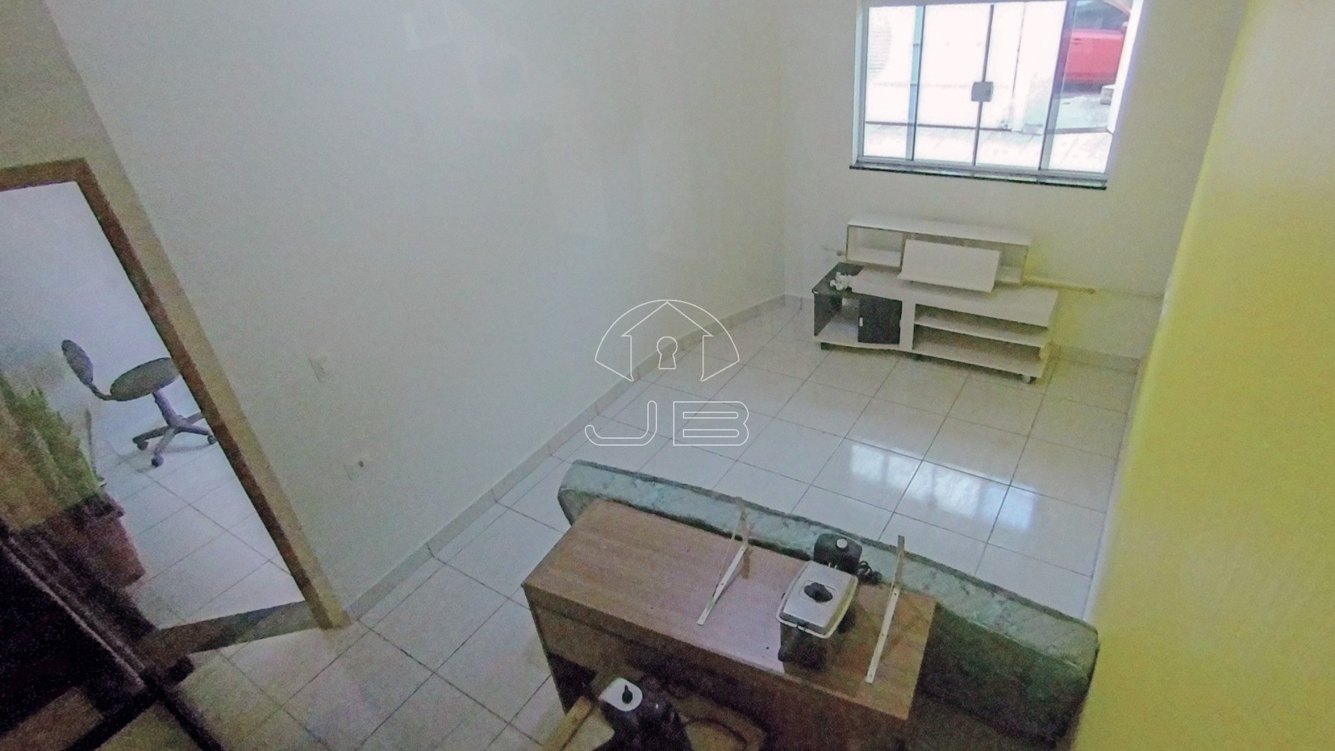 Casa à venda em Americana-SP, Jardim Brasília: 3 quartos, 1 suíte, 2 salas, 3 banheiros, 4 vagas, 150m²! Venha conferir!