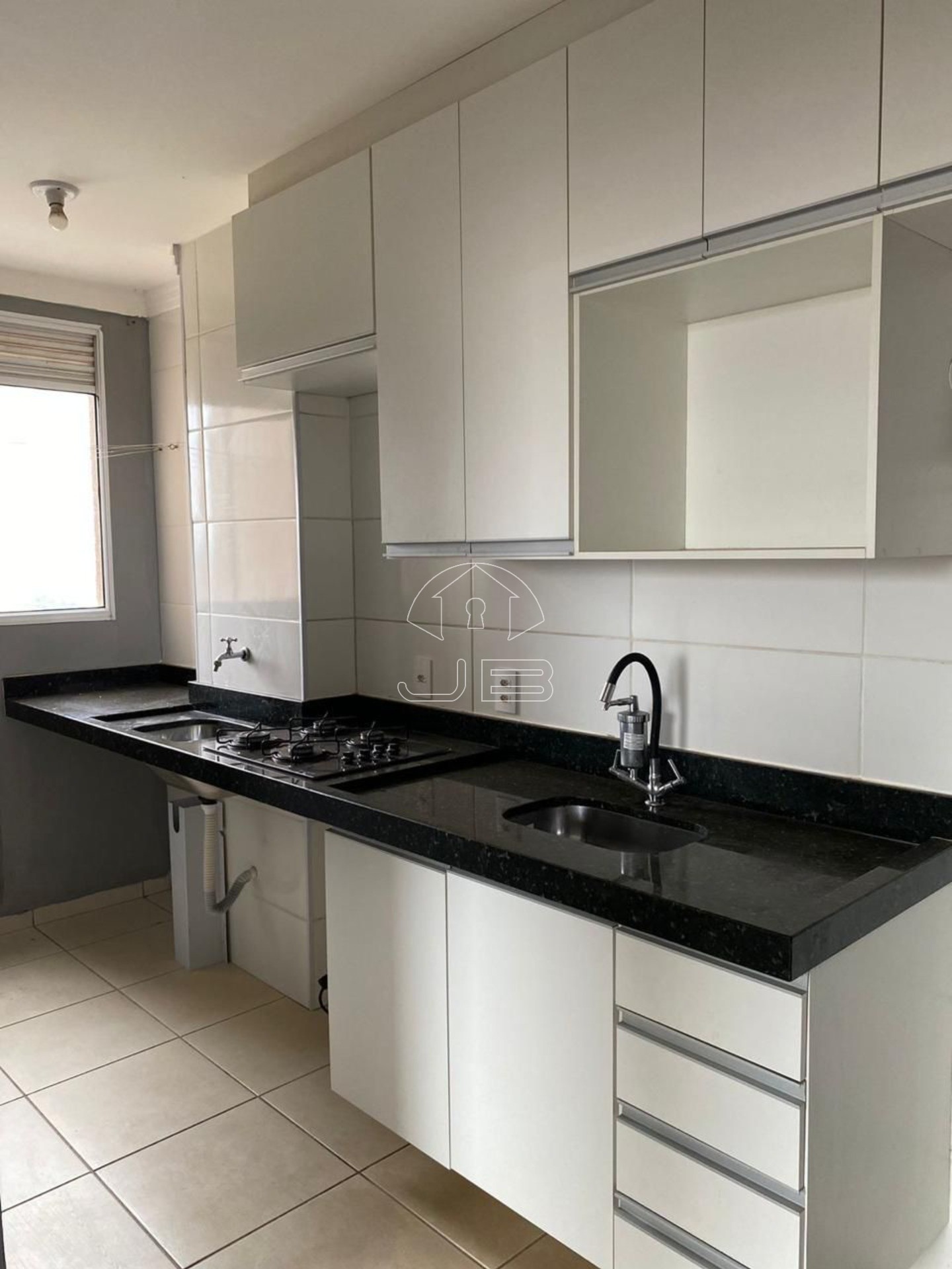 Apartamento à venda em Sumaré-SP, Jardim Maria Luíza: 2 quartos, sala, banheiro e garagem! Aproveite!