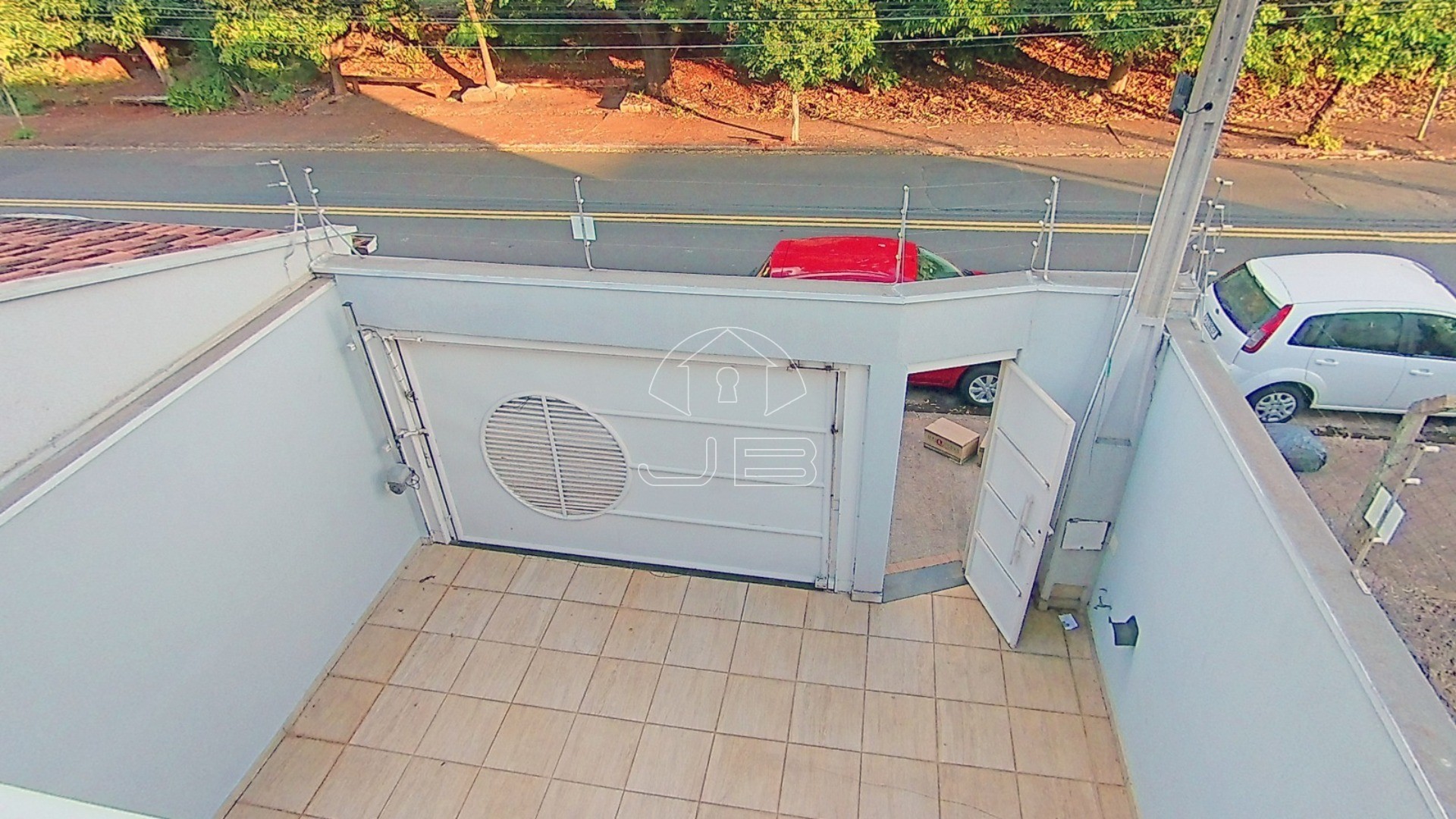 Casa à venda em Americana-SP, Jardim Brasília: 3 quartos, 1 suíte, 2 salas, 3 banheiros, 4 vagas, 150m²! Venha conferir!