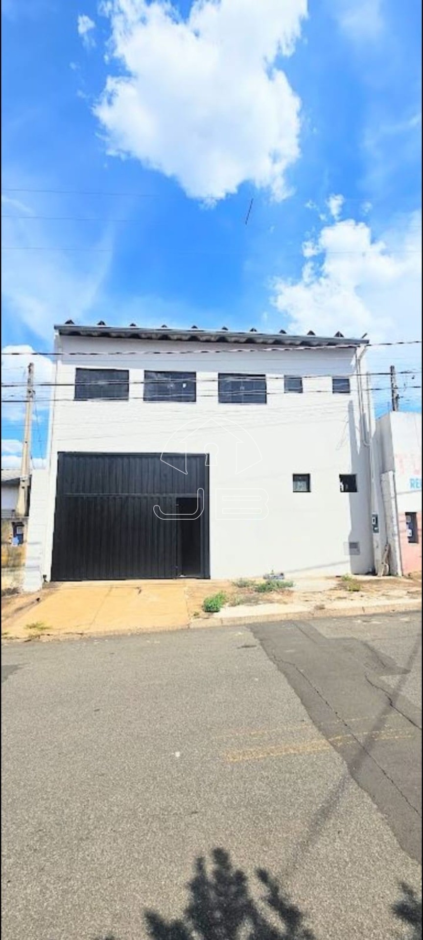Galpão comercial para venda no Jardim Santana - Hortolândia - SP