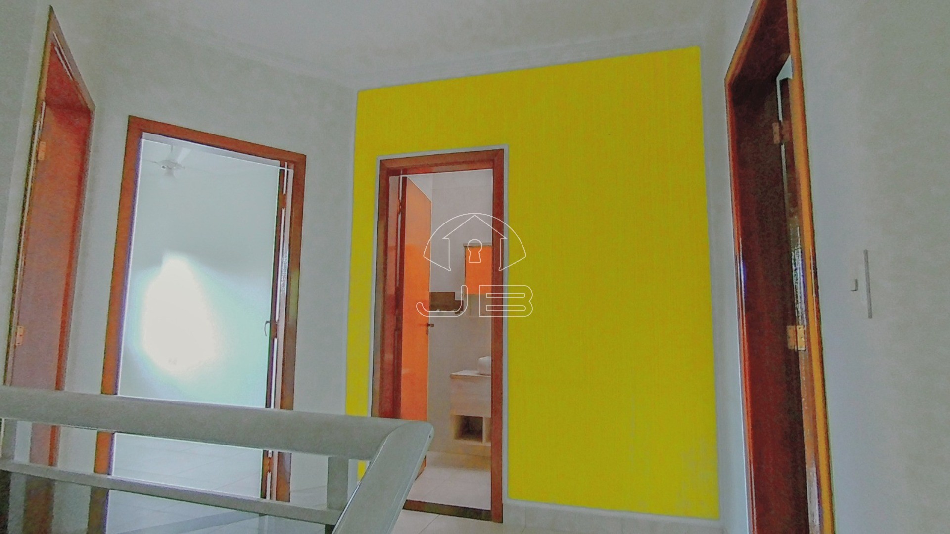 Casa à venda em Americana-SP, Jardim Brasília: 3 quartos, 1 suíte, 2 salas, 3 banheiros, 4 vagas, 150m²! Venha conferir!