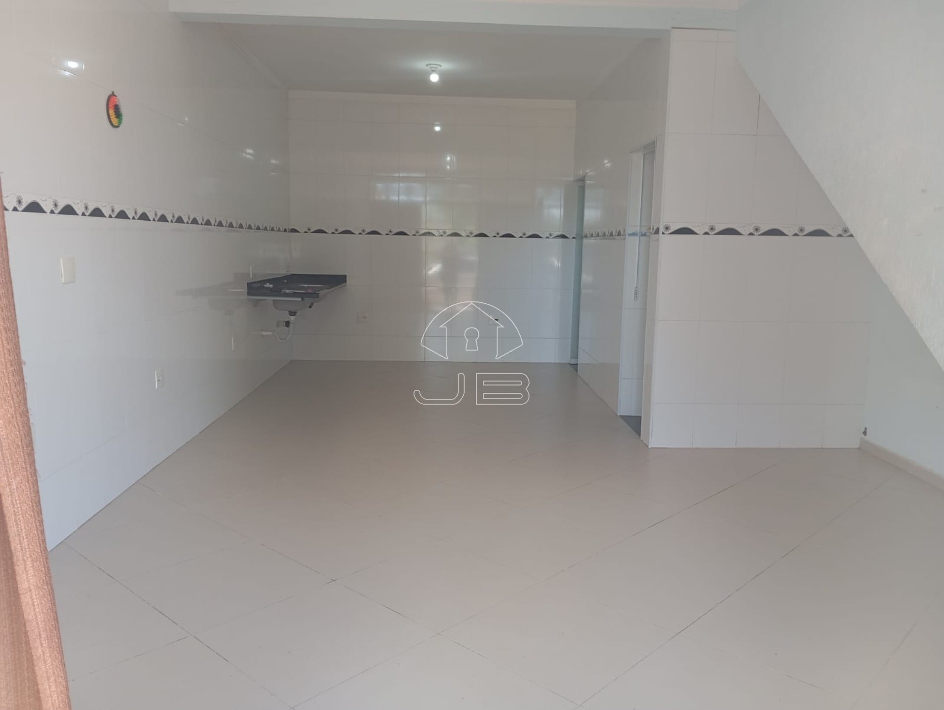 Salão Comercial para Locação em Sumaré-SP Bairro Residencial Bordon I 1 Sala, 2 Banheiros, 2 Vagas de Garagem 50,00 m²