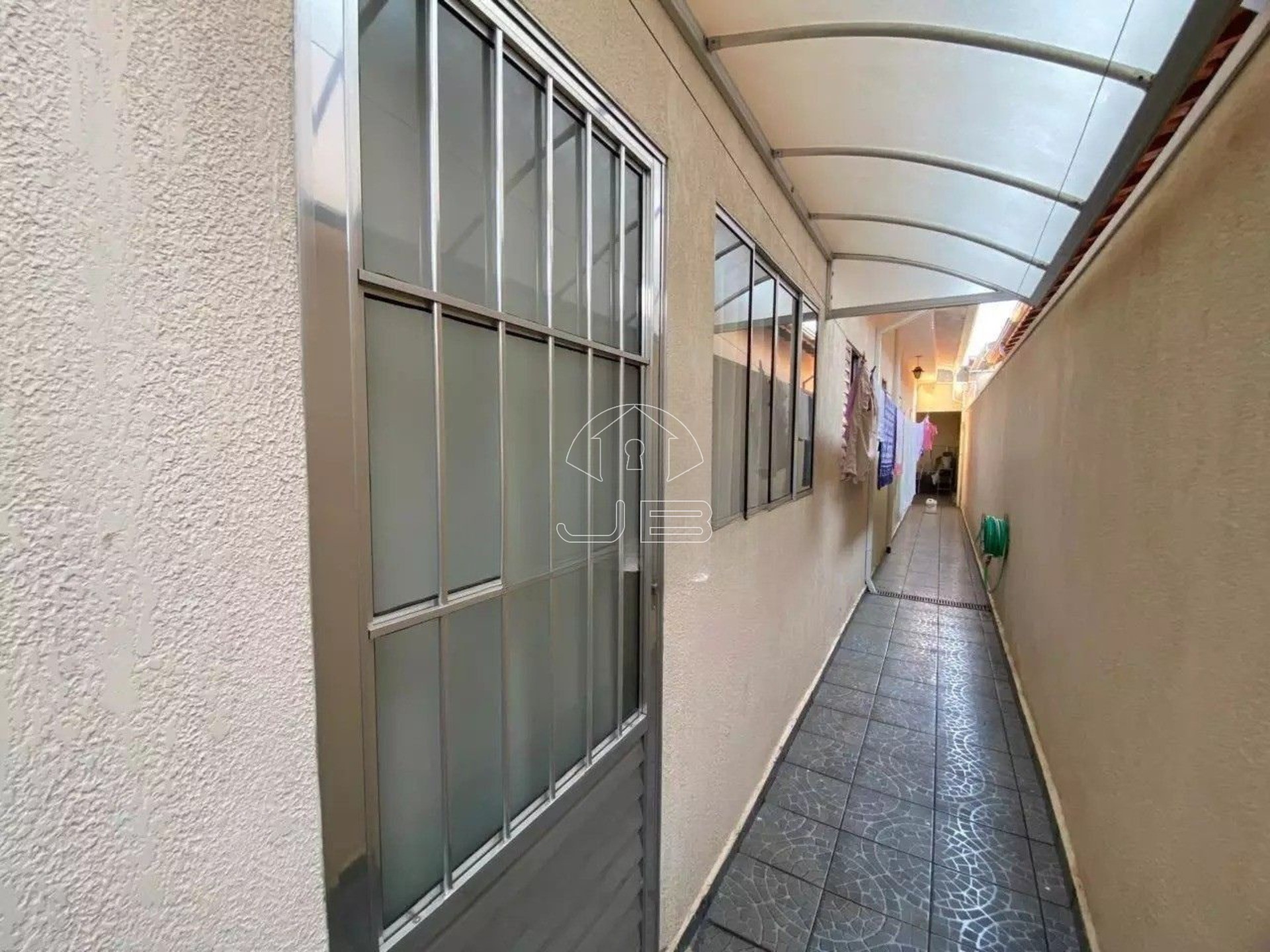Casa à venda em Sumaré-SP, Jardim Nova Terra: 3 quartos, sala, 2 vagas, 100m² de área. Confira!