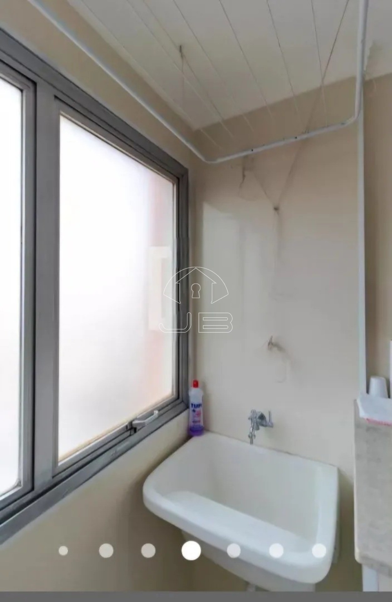 Apartamento à venda em Campinas-SP, bairro Botafogo, 1 quarto, 1 sala, 37 m² de área. Imperdível!