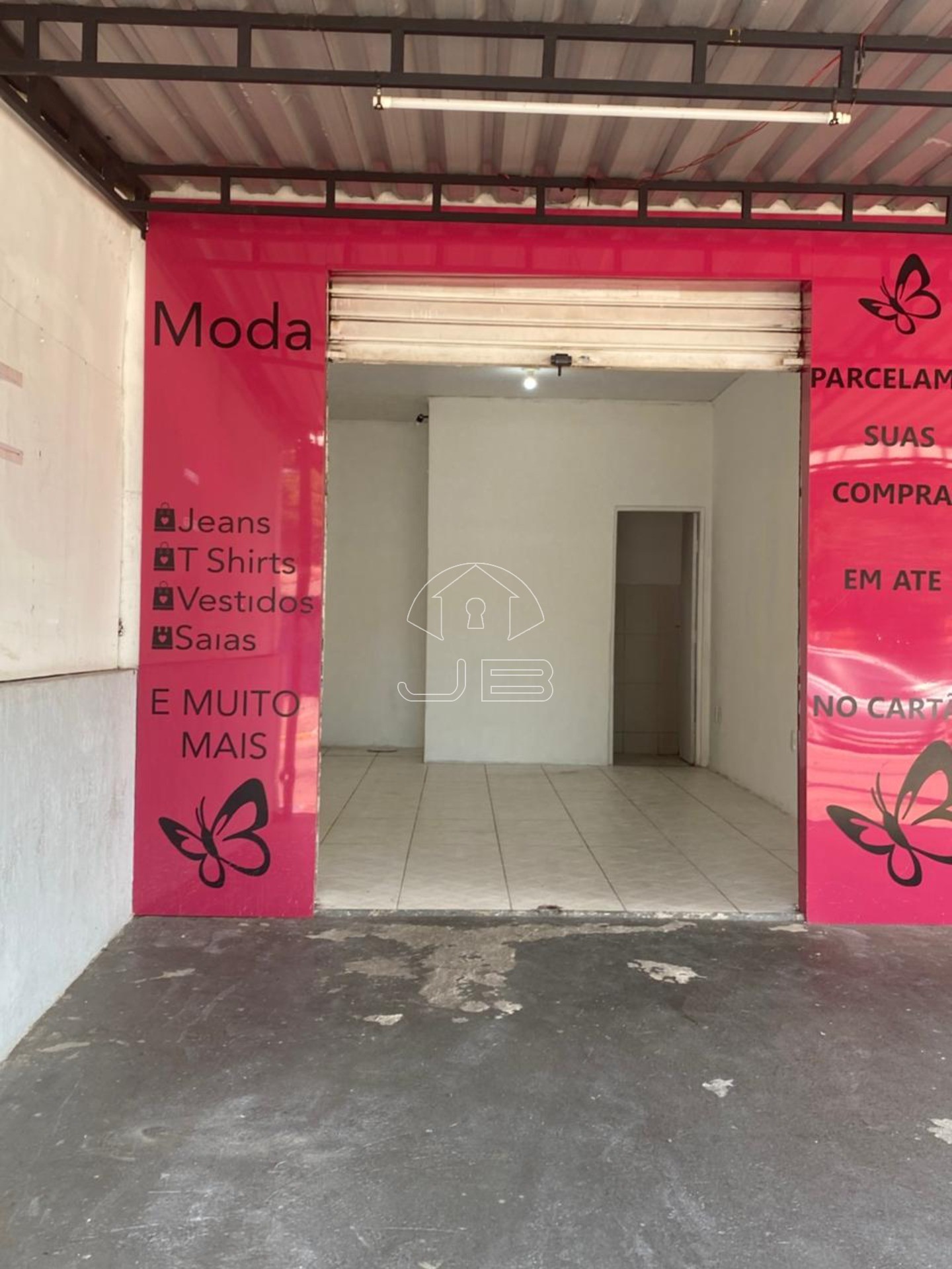 SALA COMERCIAL PARA ALUGAR EM SUAMARE