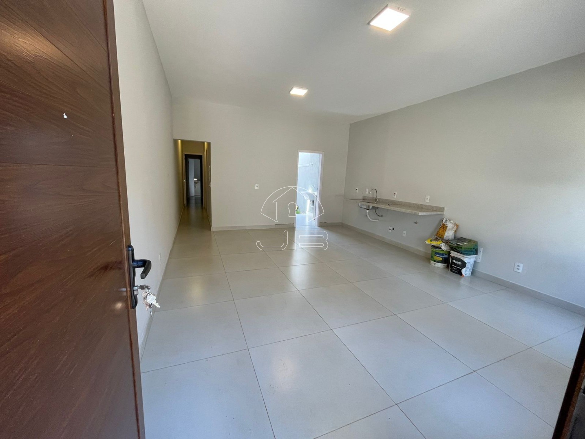 Imperdível Casa à Venda em Sumaré-SP, Jardim dos Ipês: 2 quartos, 1 suíte, 1 sala, 1 banheiro, 2 vagas, 68m²!