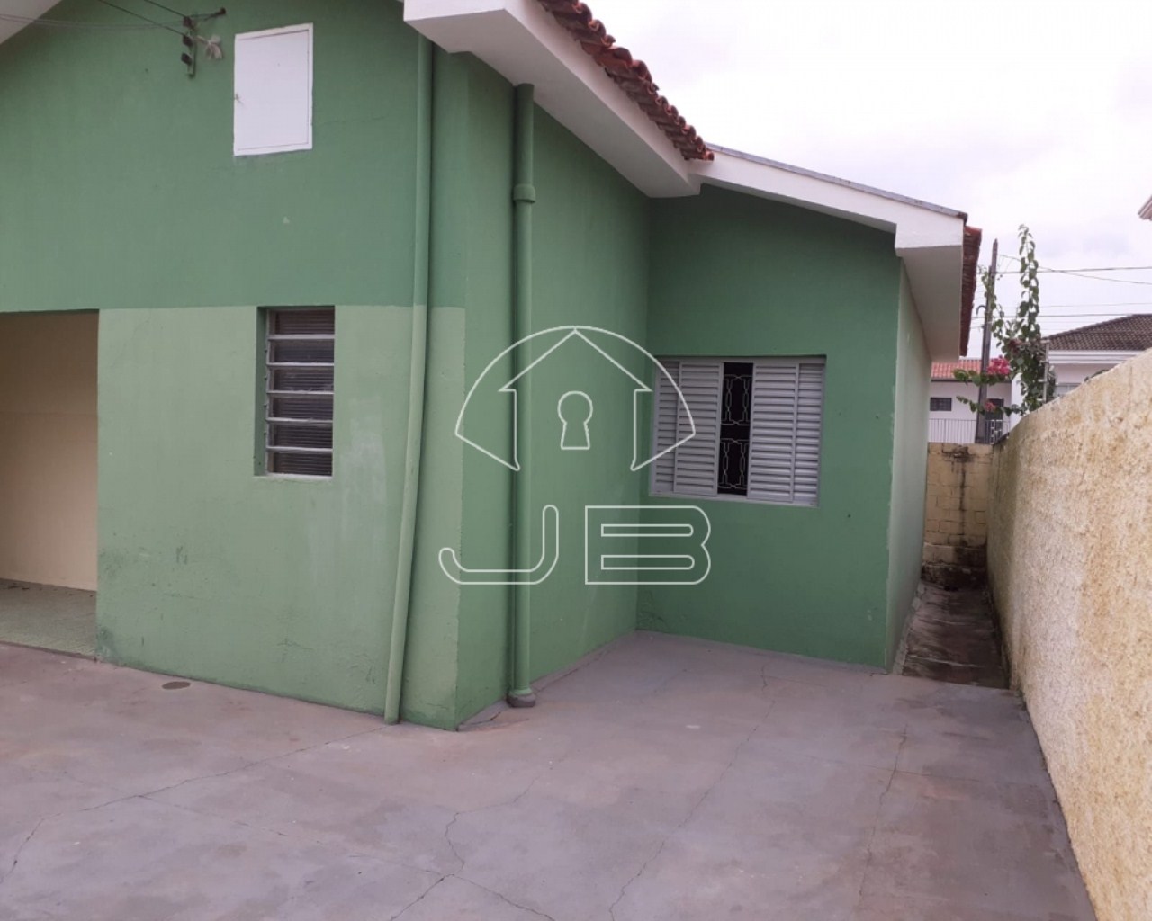 Imperdível: Casa à venda em Campinas-SP, bairro Nova Aparecida, com 2 quartos e 80m² de área.