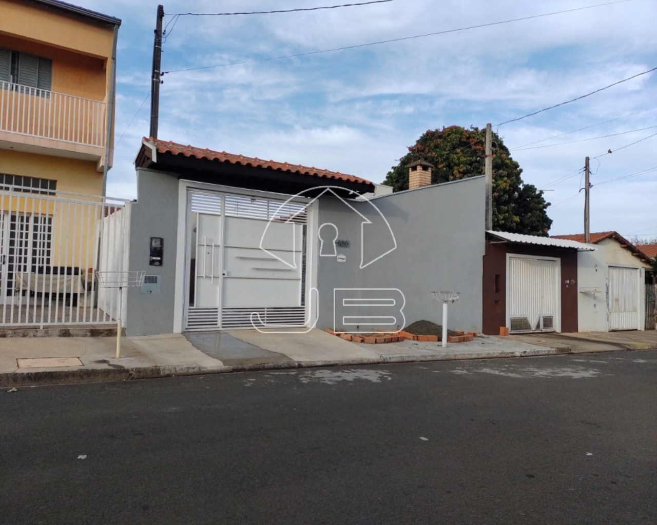 Casa a venda no Parque Bandeirantes I (Nova Veneza), Sumaré, SP.