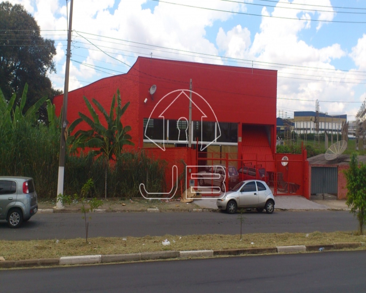 Barracão a venda no Jardim Paulicéia, Campinas, SP.