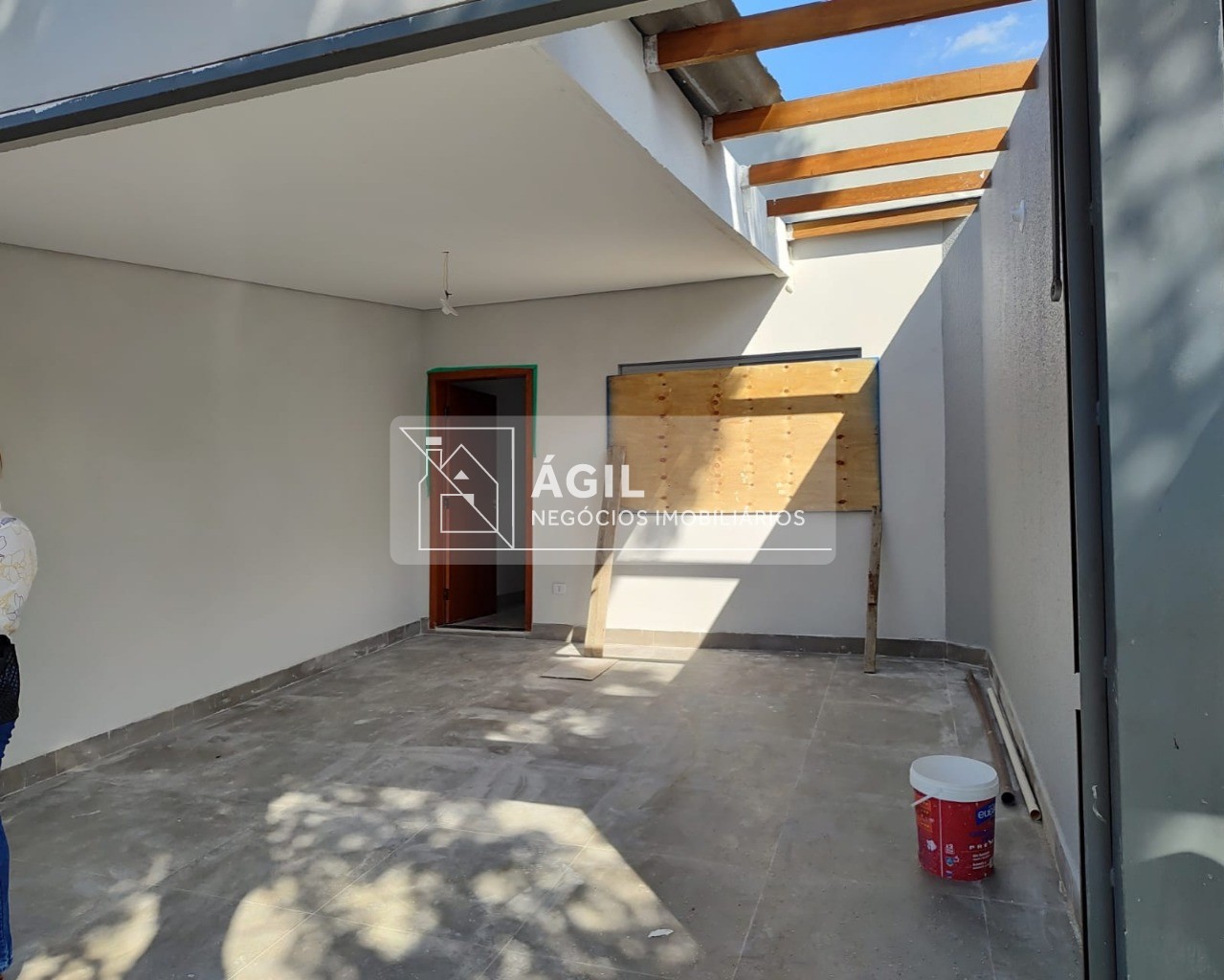 Casa Térrea Nova no Jardim das Indústrias - São José dos Campos