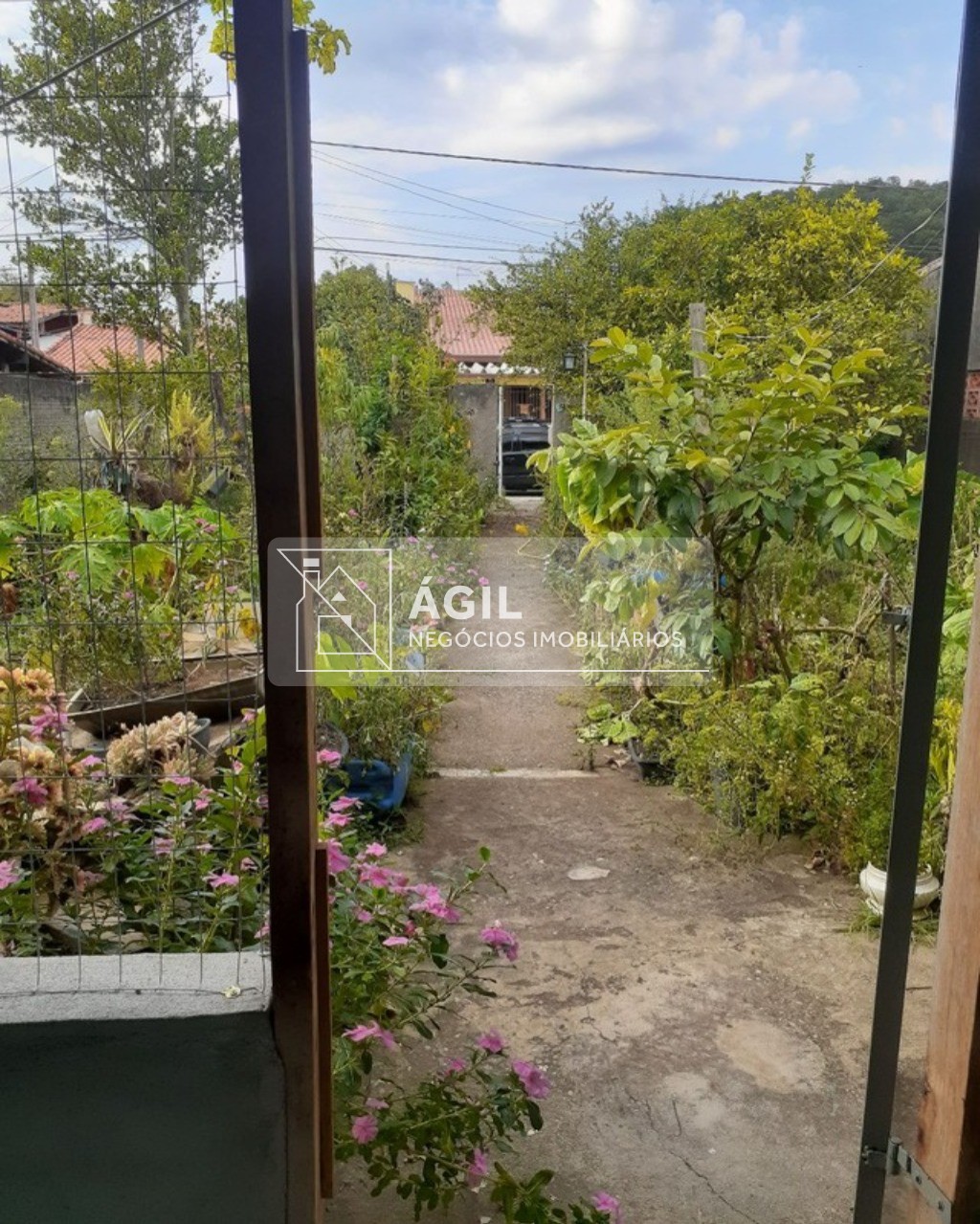 Casa a venda no Jardim Altos de Santana- Região Norte de São José dos Campos - SP