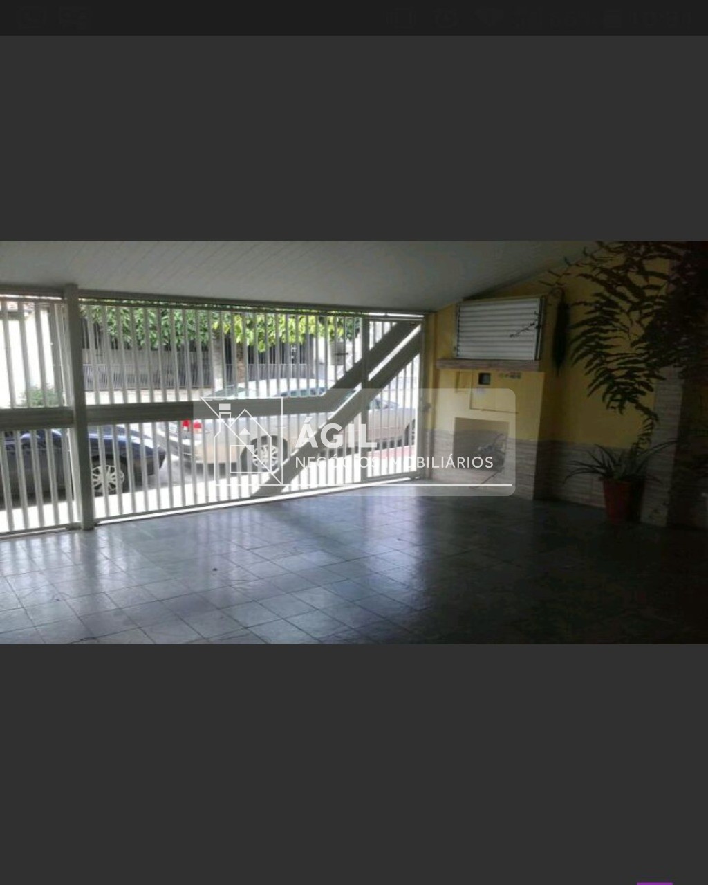 Casa a venda 3 Dorm. com Piscina no Vista Verde.