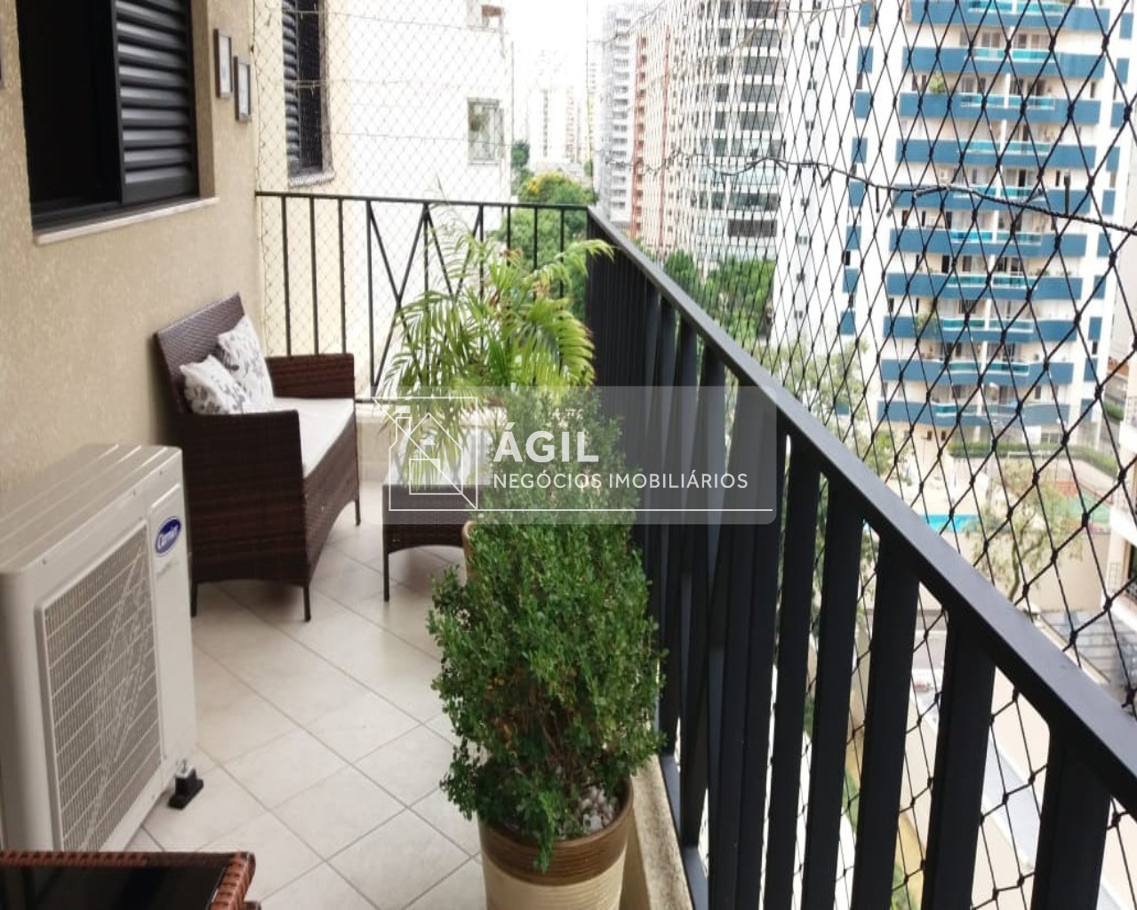 Venda Apartamento de 152m² com 3 dormitórios e suíte no Jardim Aquarius - São José dos Campos/SP