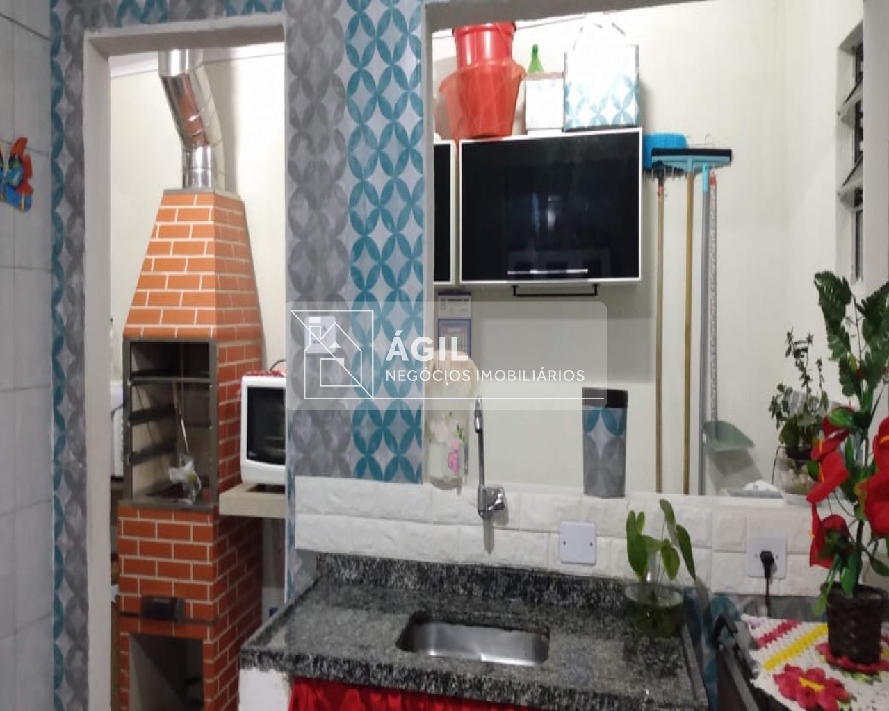 VENDO- VENDE-SE Casa a venda no Jardim Elza Maria - Próximo a SESI Jacareí 105m² de construção 116m² de terreno