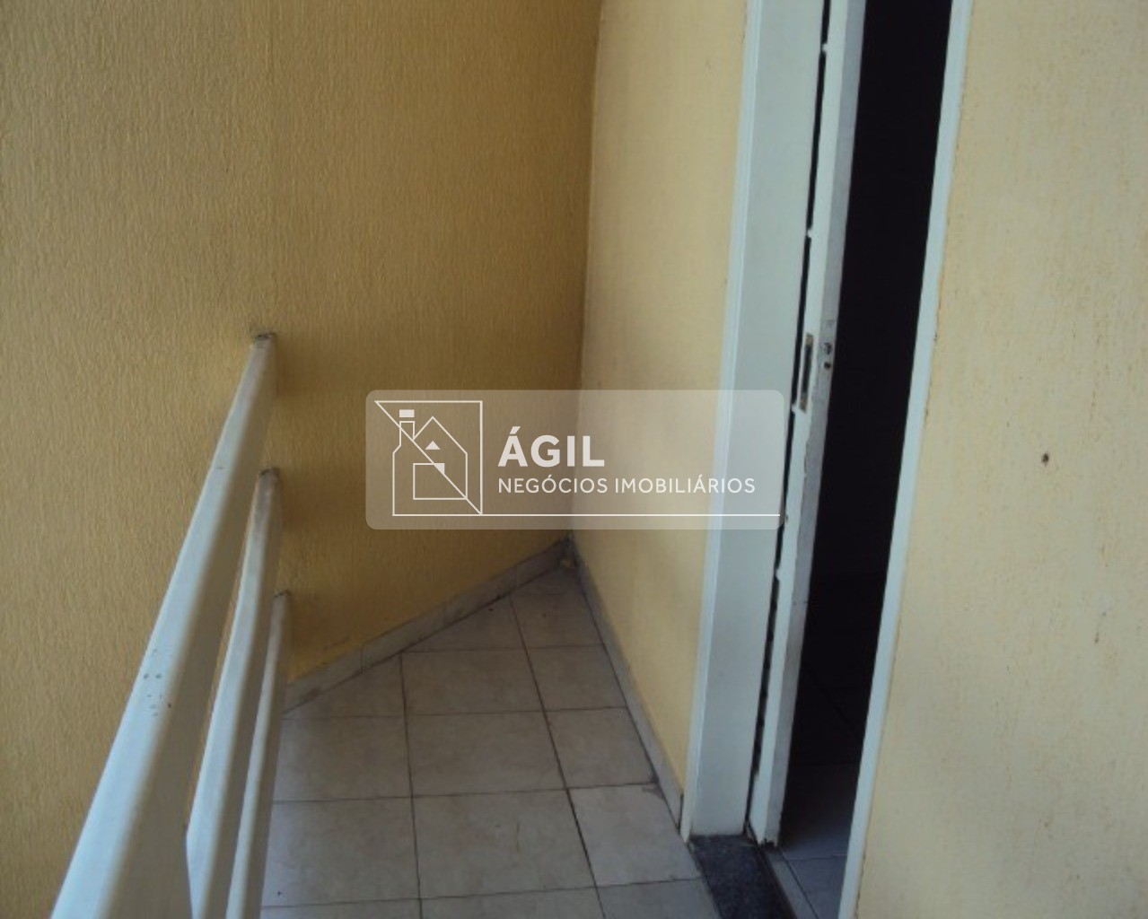 Venda sobrado de 111m²no jardim florida com 3 dormitórios, s