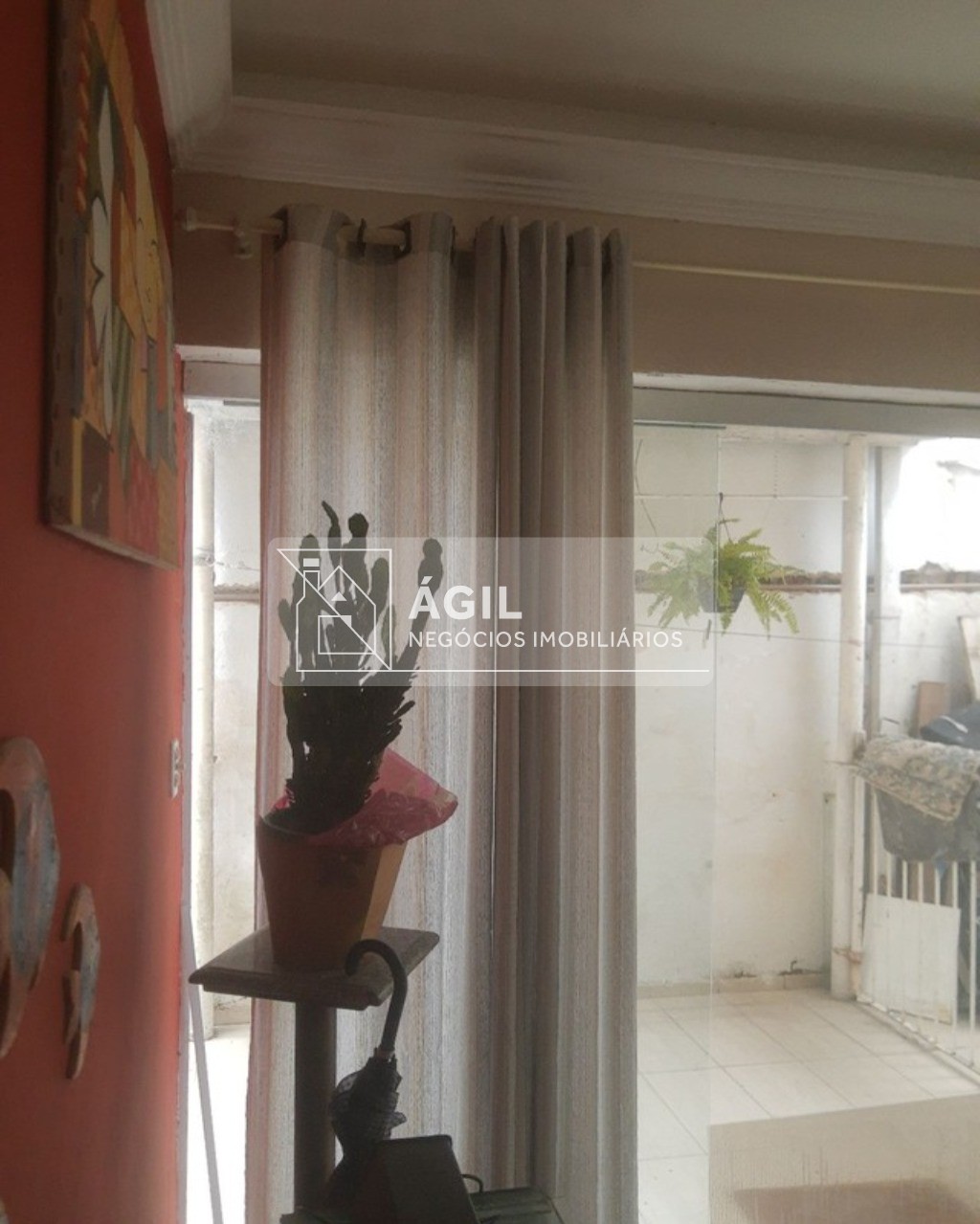 Casa a Venda de 3 dormitórios no vale dos Pinheiros local privilegiado no Esplanada, São José dos Campos/SP