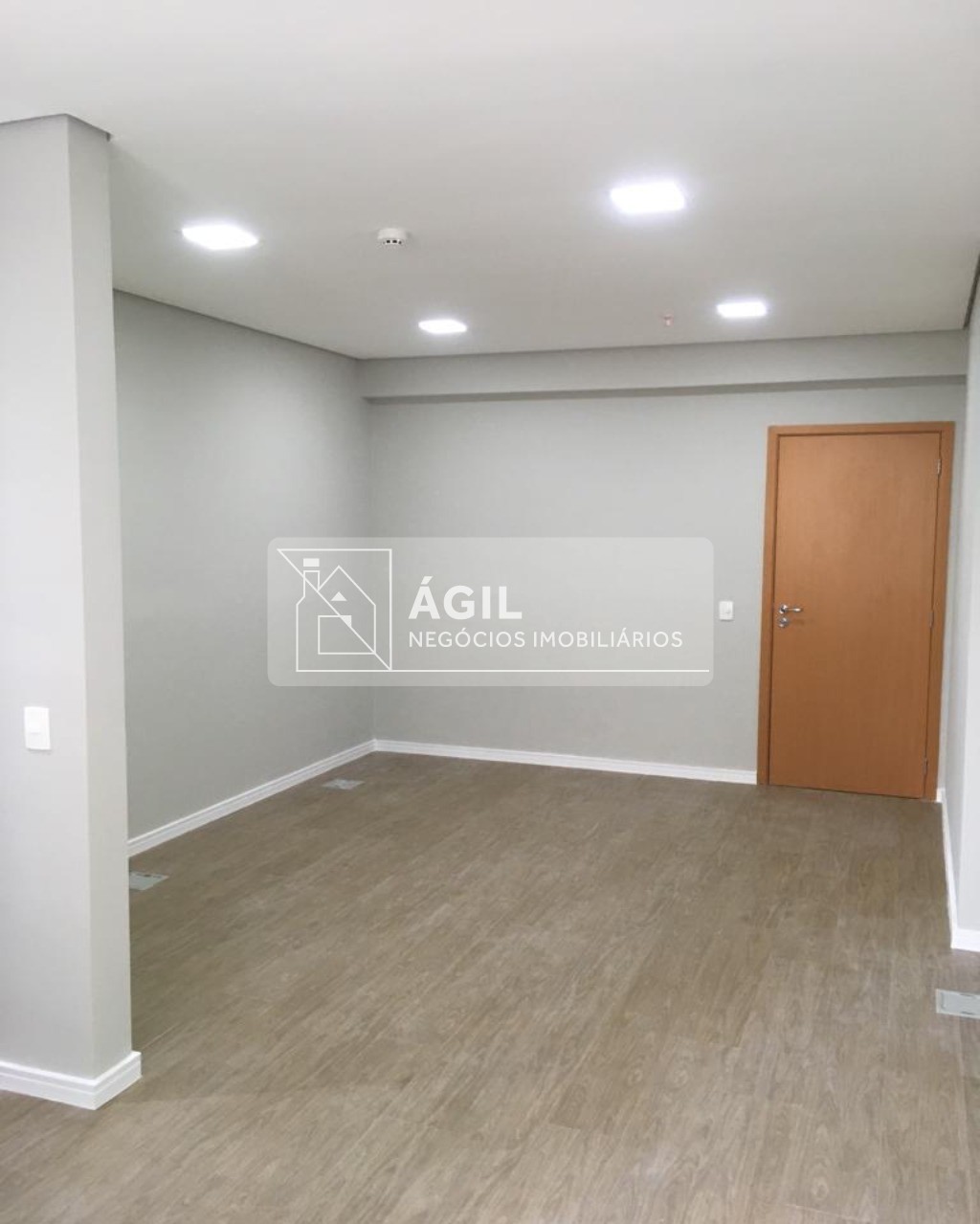 Venda sala comercial 28 no boulevard jacareí office & mall