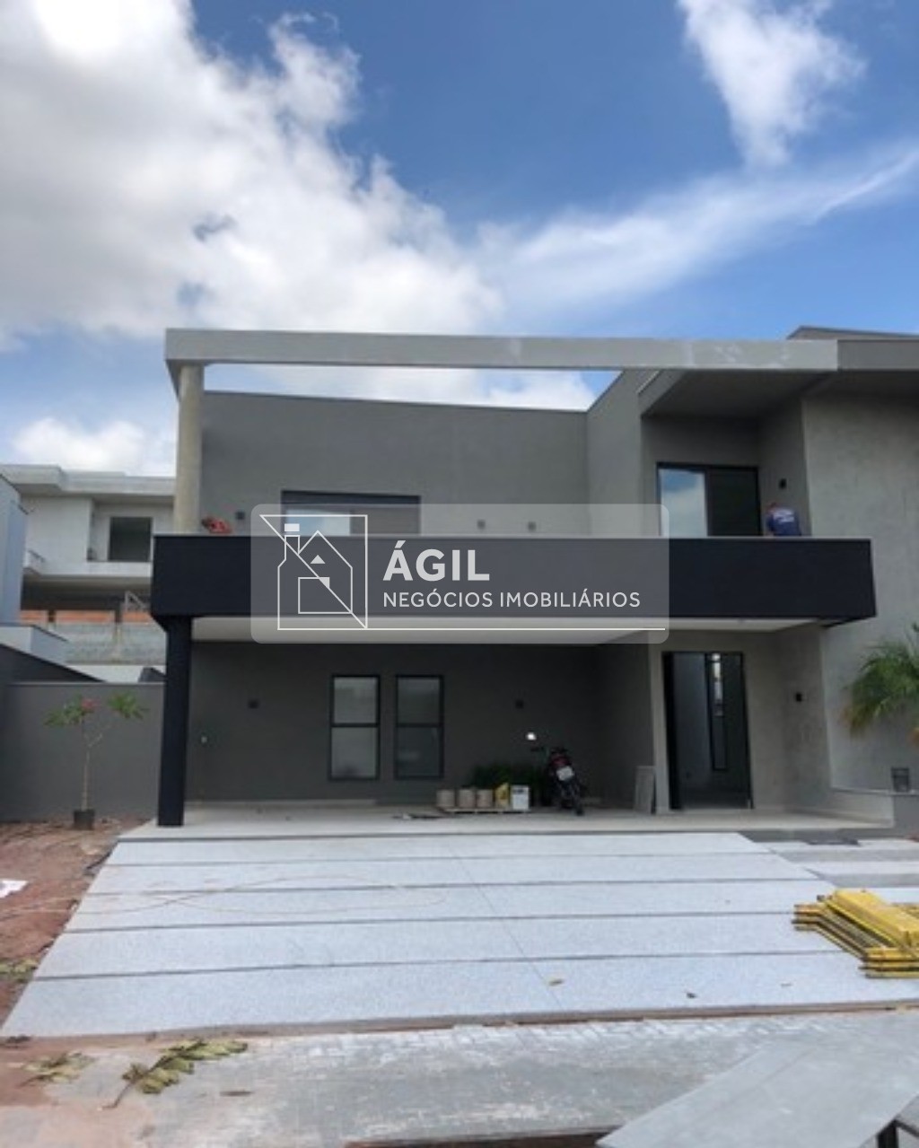Casa a venda de alto padrão com fino acabamento no Alphaville II - São José dos Campos - SP