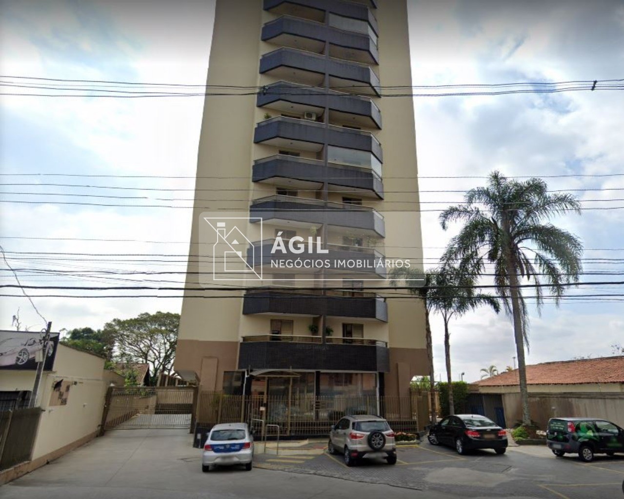 APARTAMENTO COM 4 DORMS SENDO 1 SUITE - 168 m² NA ÁREA NOBRE DE SJCAMPOS / SP