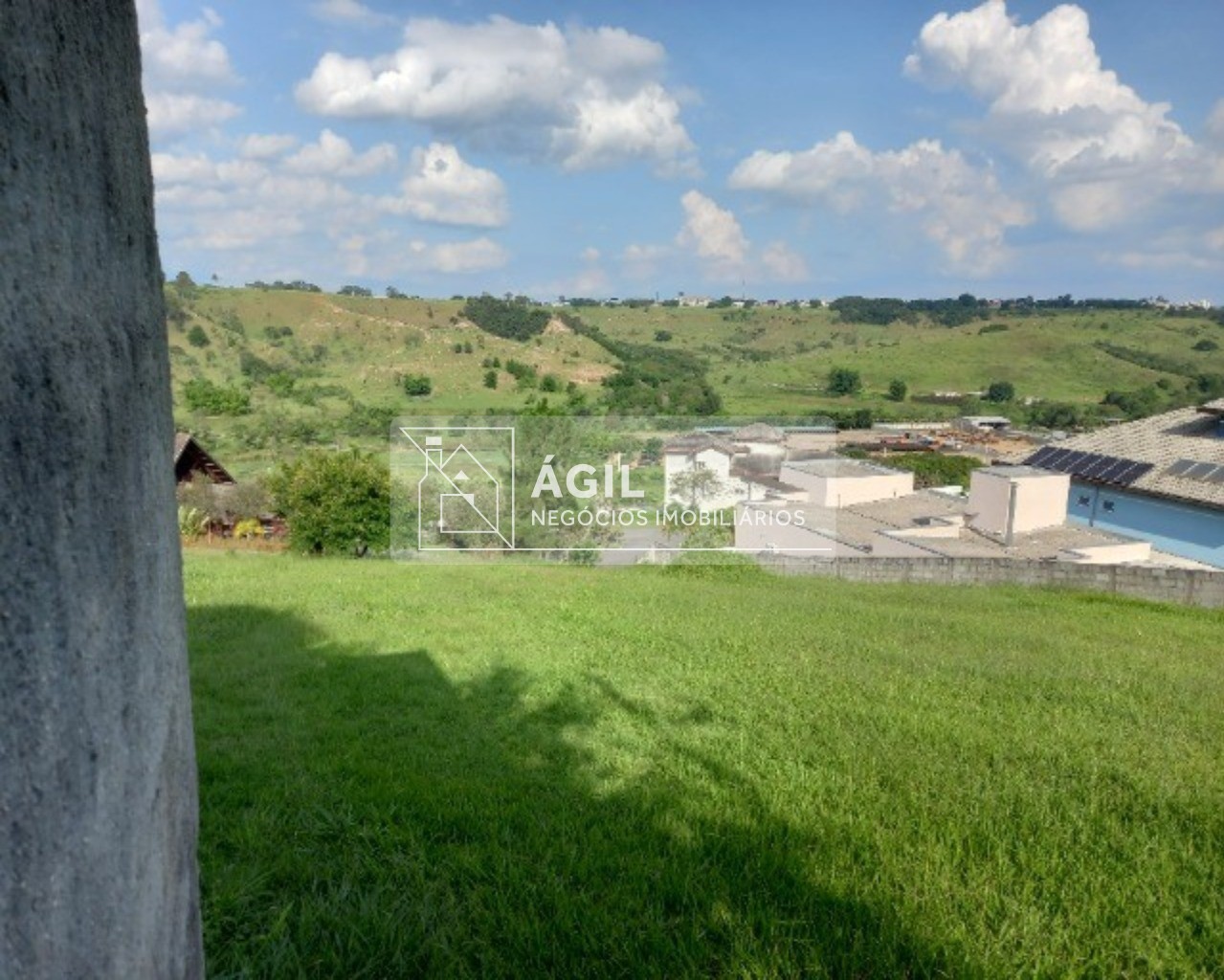 Terreno a venda no Condomínio Residencial Mirante do Vale - Jacareí - SP