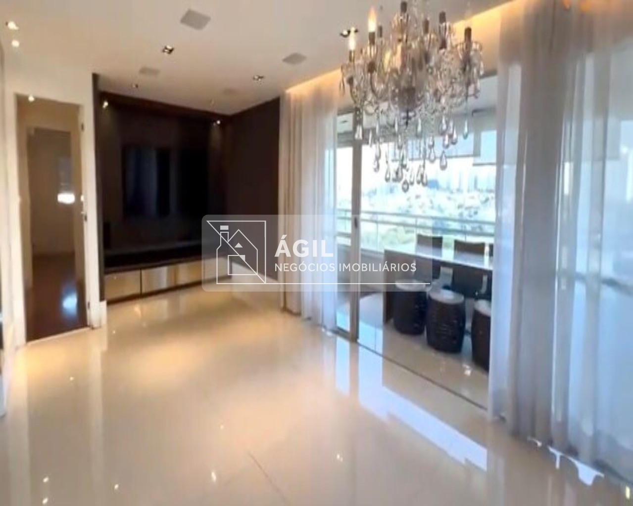 Apartamento residencial para Locação Vila Ema, São José dos Campos 3 dormitórios sendo 1 suíte, 2 salas, 3 banheiros, 2 vagas 147,00 m² útil, 147,00 m