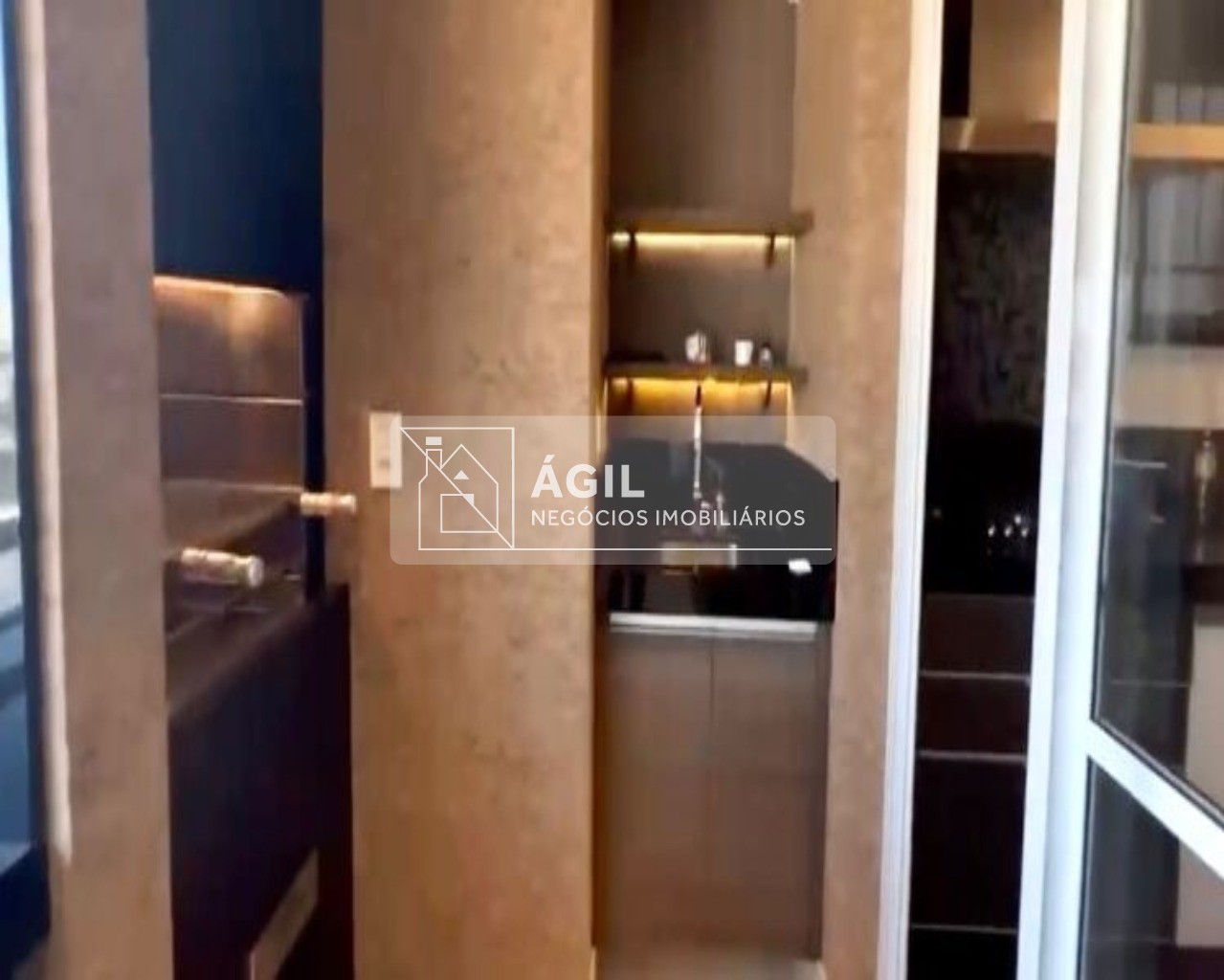 Apartamento residencial para Locação Vila Ema, São José dos Campos 3 dormitórios sendo 1 suíte, 2 salas, 3 banheiros, 2 vagas 147,00 m² útil, 147,00 m