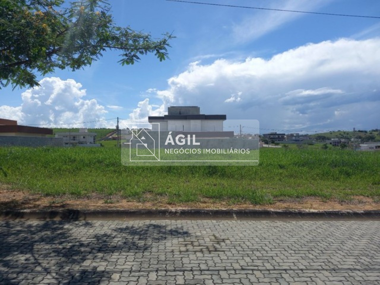 Terreno a Venda - Caçapava - Residencial Ecopark Bourbon - 540 m²