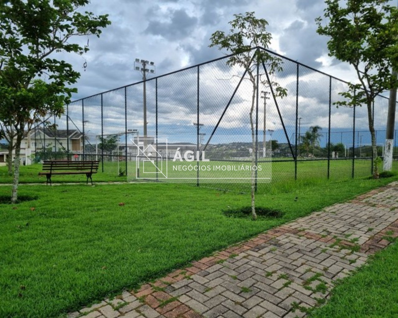 Terreno em condomínio - condomínio residencial mantiqueira -