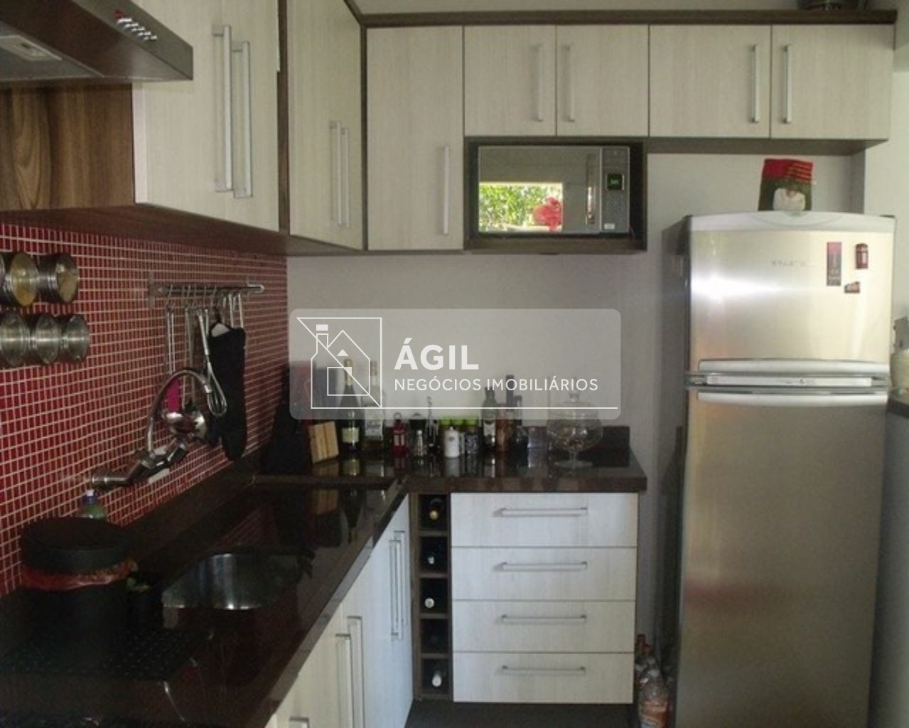Venda casa de 250m² com 3 dormitórios no Jardim Estoril - São José dos Campos - SP