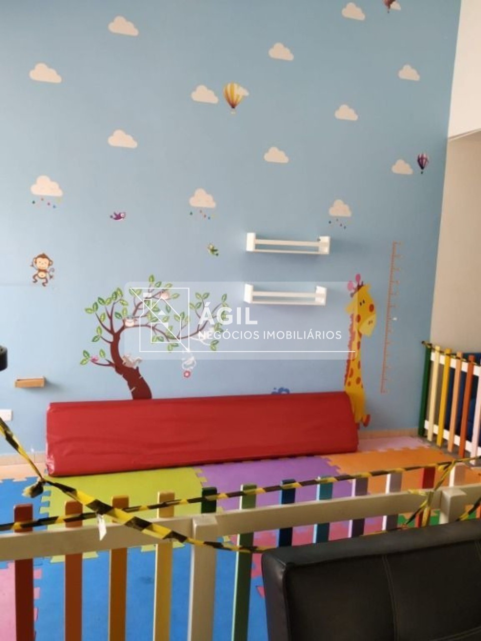 Vendo- Vende-se Apartamento 02 dormitórios Edifício Vilma, Próximo ao Centro da Juventude, São José dos Campos, Jardim América, Avenida Bacabal