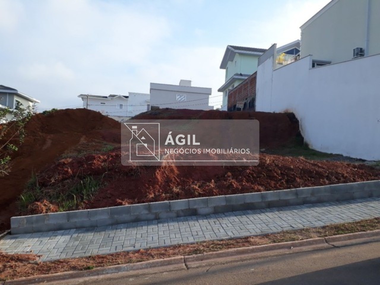 Terreno a venda 252m² Condomínio Residencial Mantiqueira- São José dos Campos- Região Norte- Aceita Financiamento