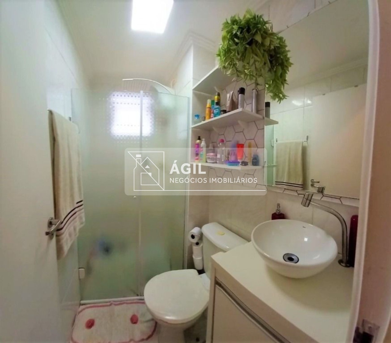 Vendo- Vende-se Apartamento 02 dormitórios Edifício Vilma, Próximo ao Centro da Juventude, São José dos Campos, Jardim América, Avenida Bacabal