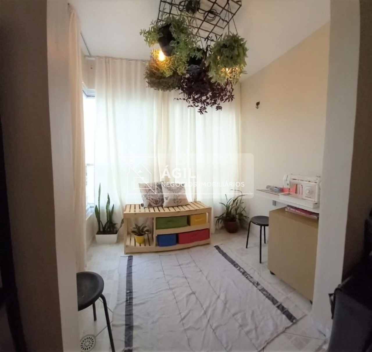 Vendo- Vende-se Apartamento 02 dormitórios Edifício Vilma, Próximo ao Centro da Juventude, São José dos Campos, Jardim América, Avenida Bacabal
