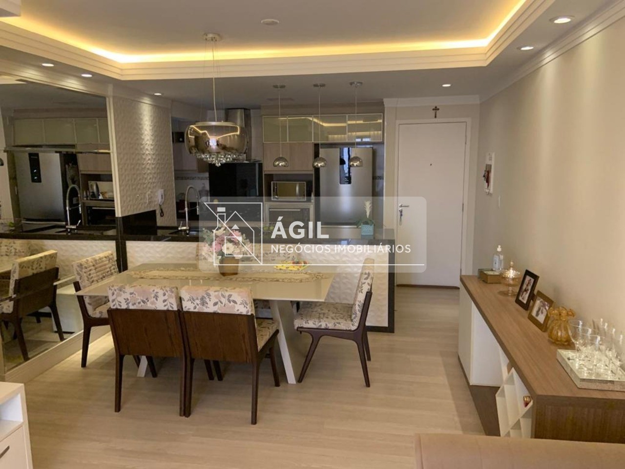 VENDO- Residencial Ilhabela - Parque Industrial Apartamento com 105m2