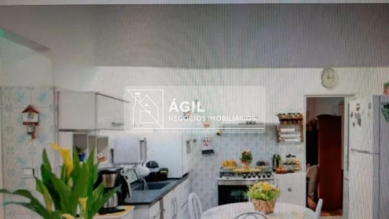 Casa térrea a venda de 3 dormitórios com suíte - Jardim Satélite - São José dos Campos - SP