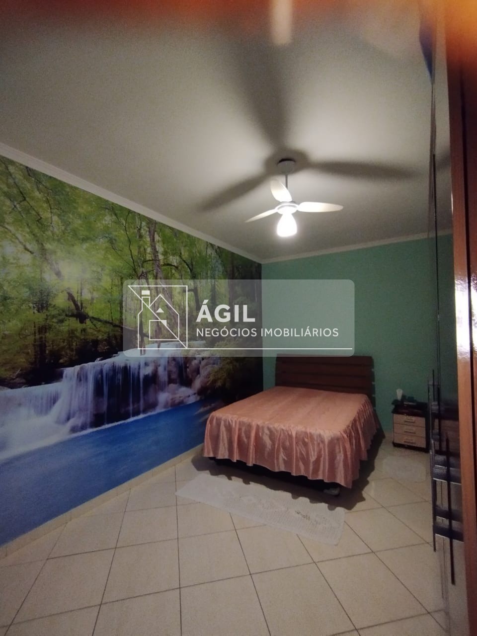Casa a venda com 3 dormitórios com edícula no (vitória vale)