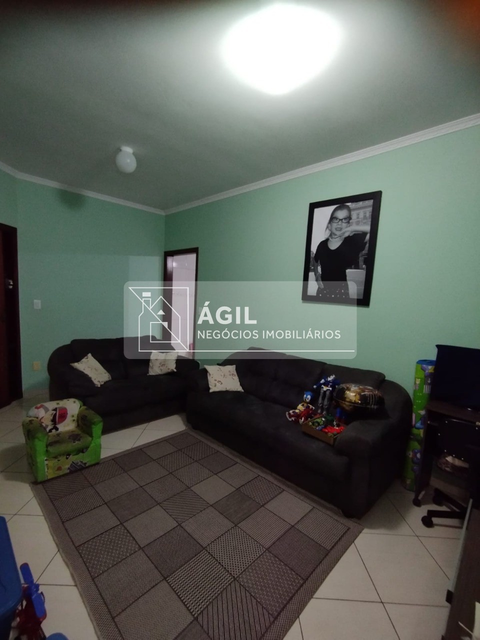 Casa a venda com 3 dormitórios com edícula no (vitória vale)