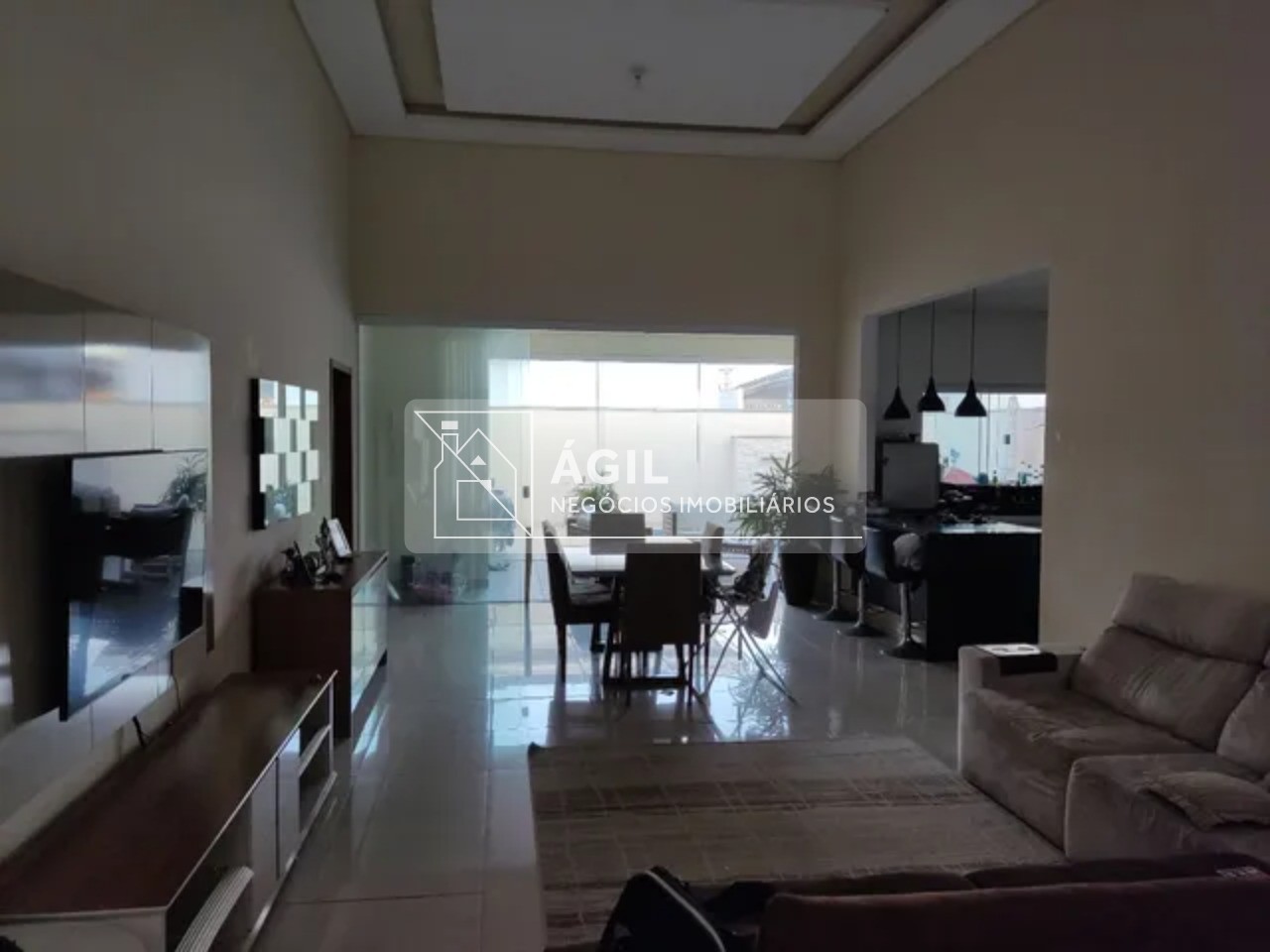 Casa com 3 dormitórios à venda, 210 m² Condomínio Cerejeiras - Caçapava/SP.