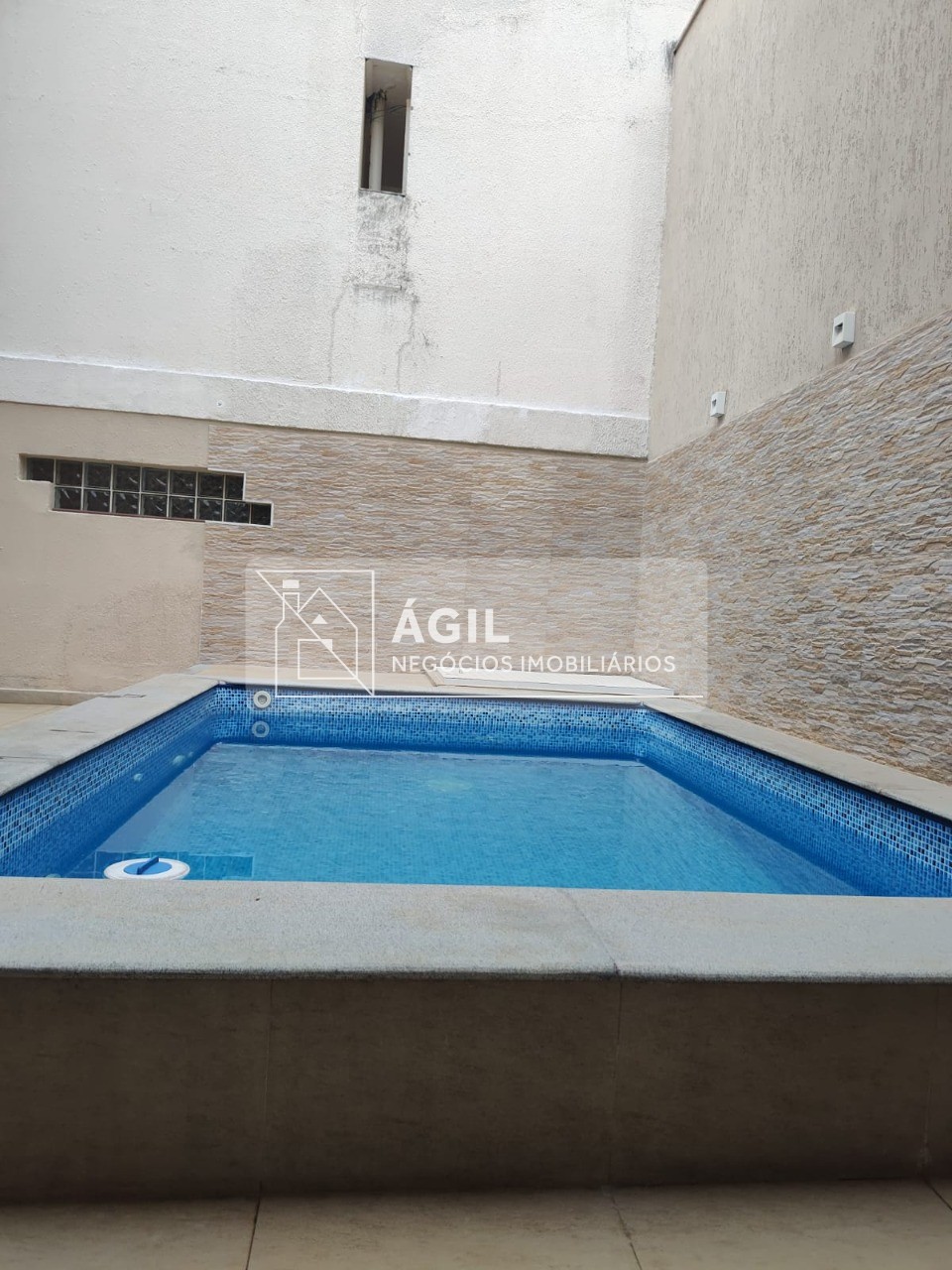 VENDO- Casa - Jardim Uirá - 150,00m² - 3 Dormitórios- 3 Suites - Piscina -Condominio Bell Park