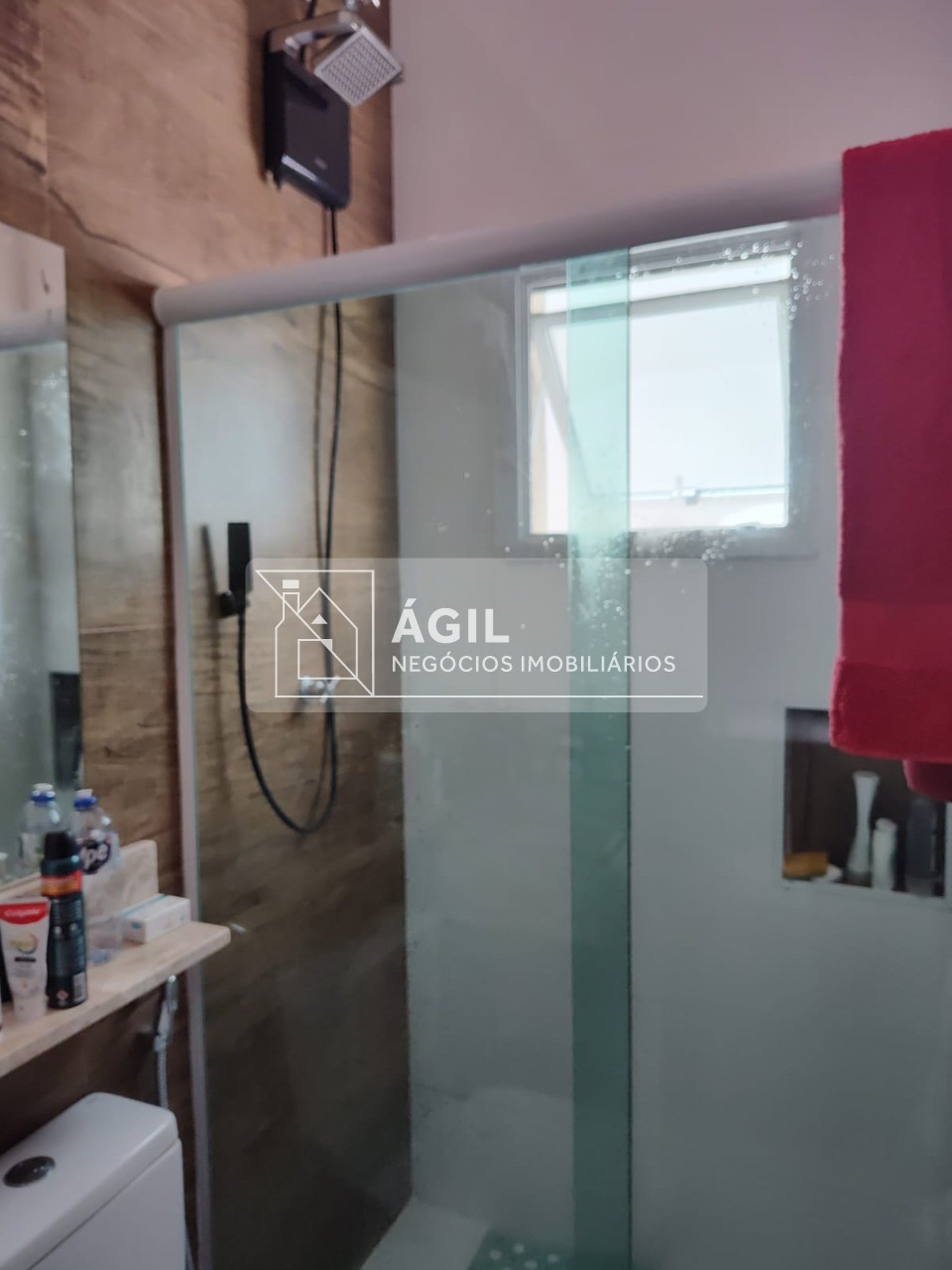 VENDO- Casa - Jardim Uirá - 150,00m² - 3 Dormitórios- 3 Suites - Piscina -Condominio Bell Park
