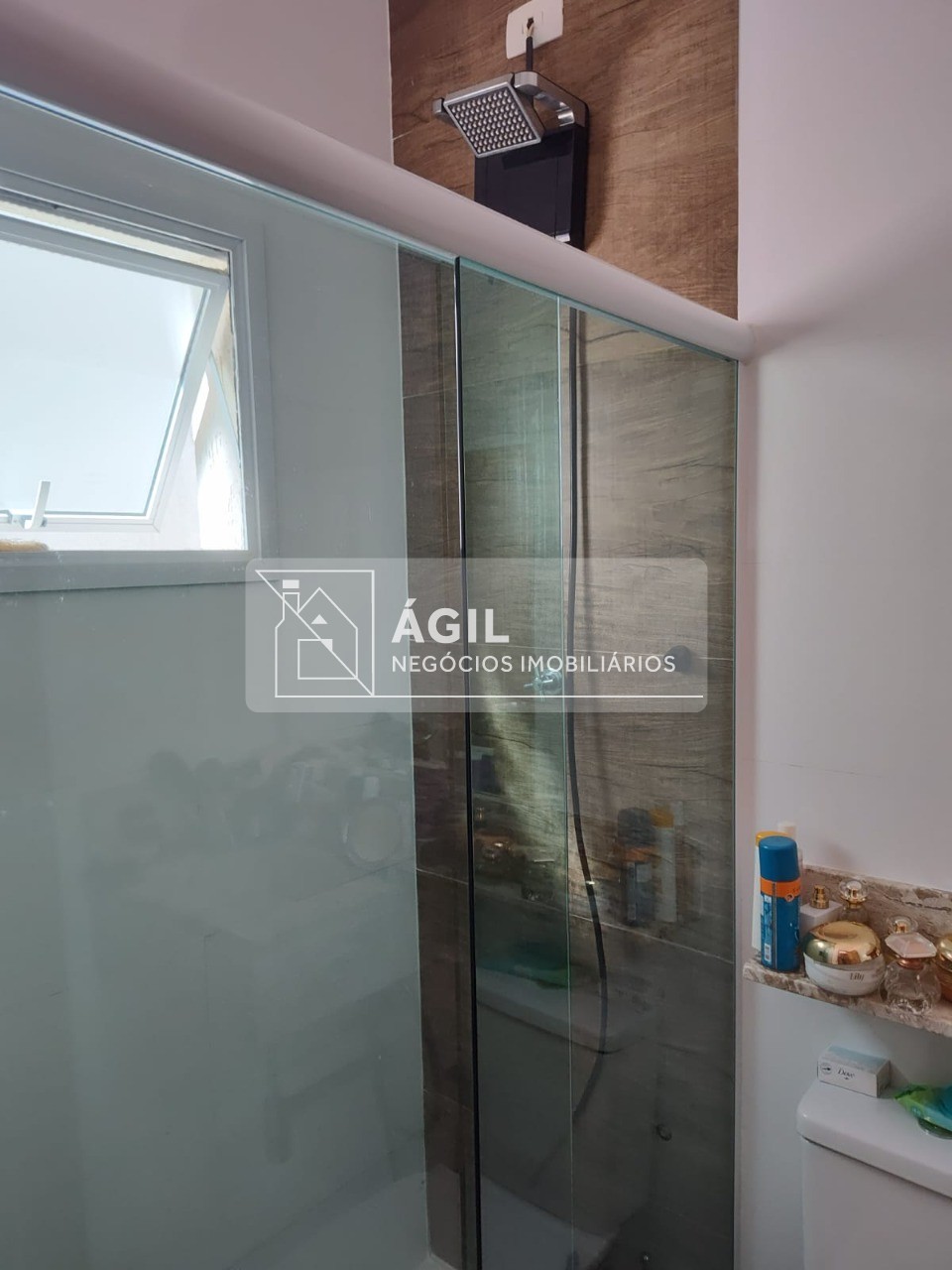 VENDO- Casa - Jardim Uirá - 150,00m² - 3 Dormitórios- 3 Suites - Piscina -Condominio Bell Park