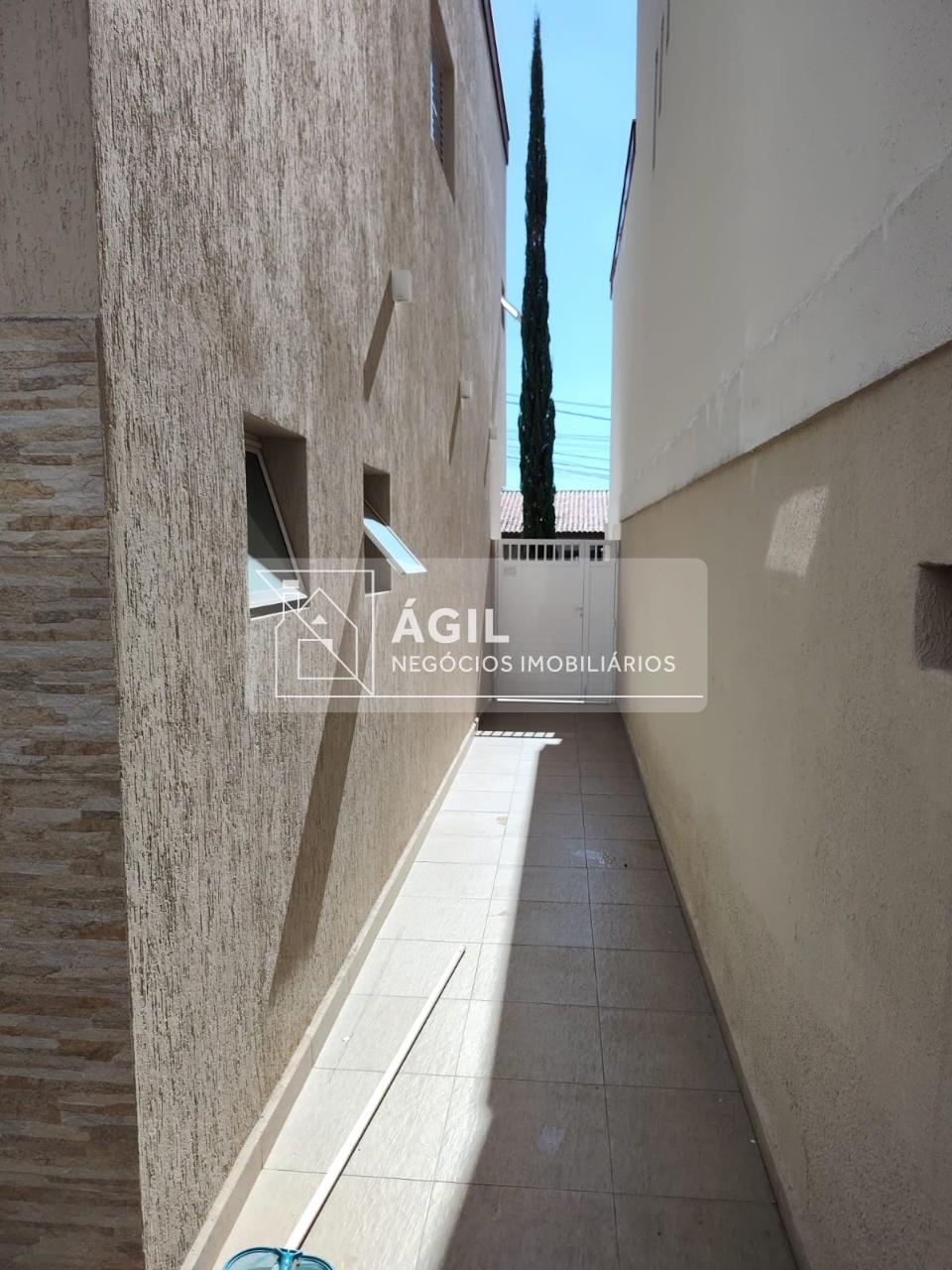 Vendo- casa - jardim uirá - 150,00m² - 3 dormitórios- 3 suit