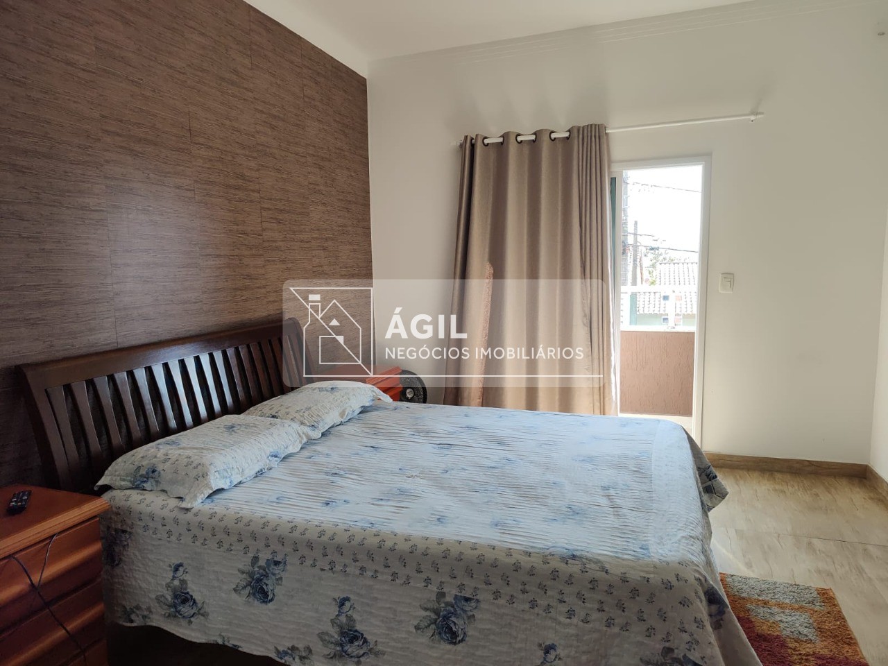 VENDO- Casa - Jardim Uirá - 150,00m² - 3 Dormitórios- 3 Suites - Piscina -Condominio Bell Park